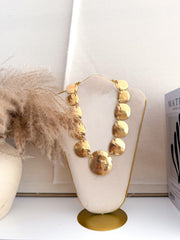 Collar chapas