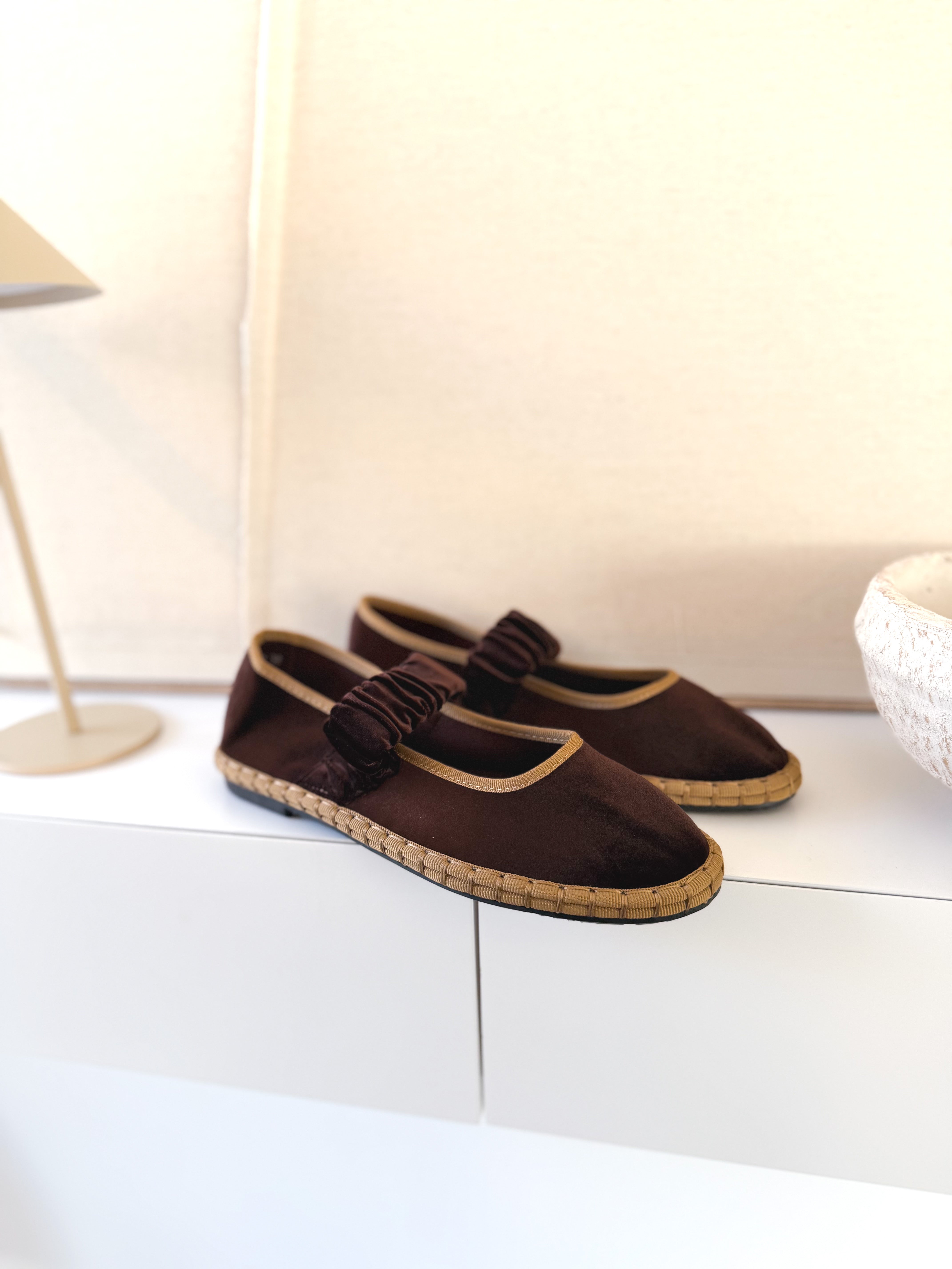 Bailarinas VELVET marrón