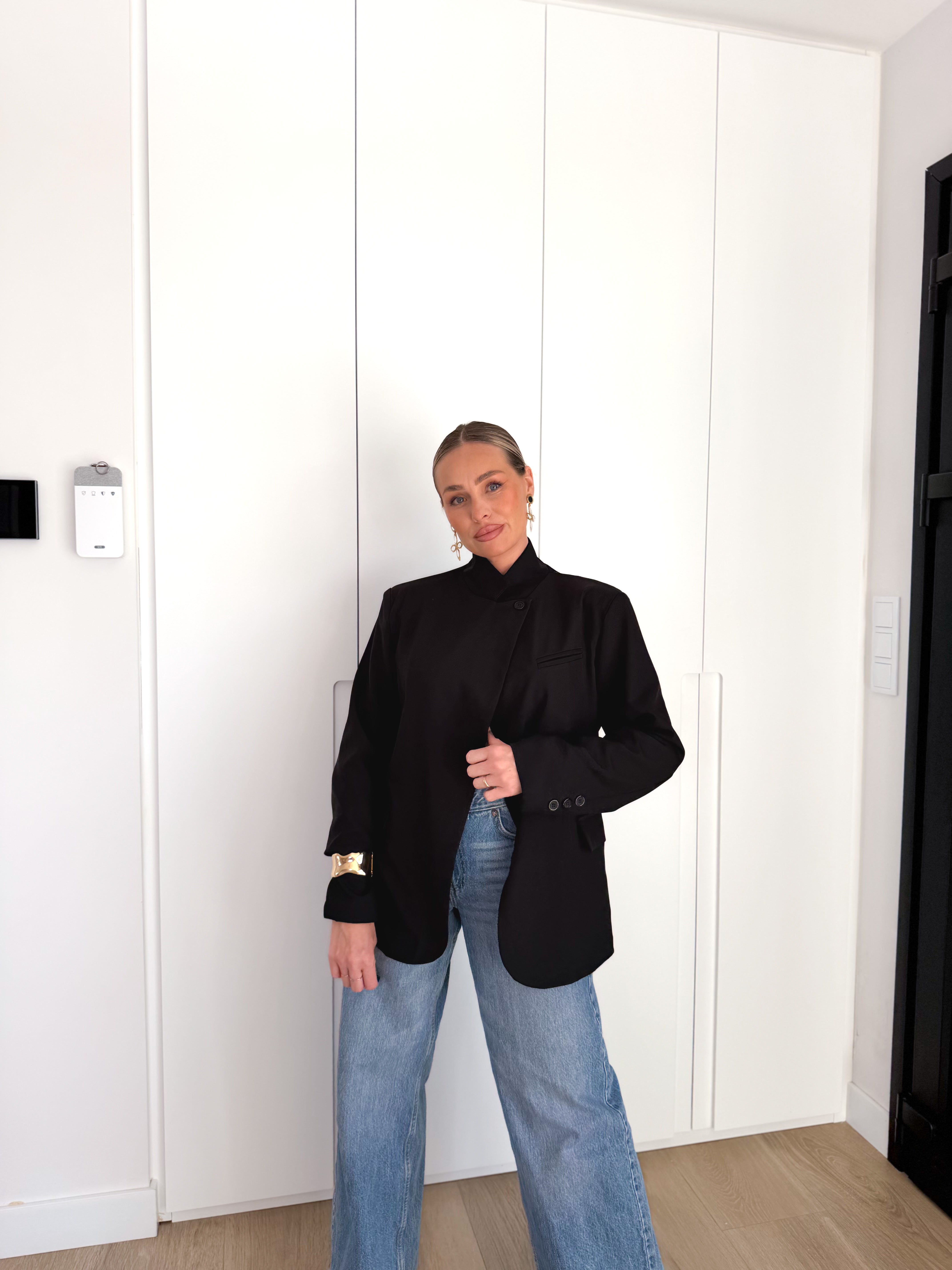 Blazer cruzada oversize negro
