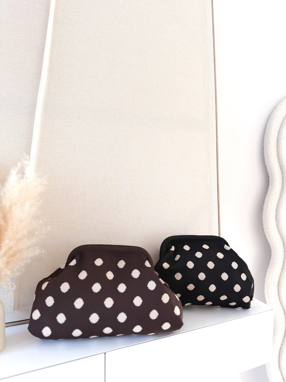 Cluth estampado lunares