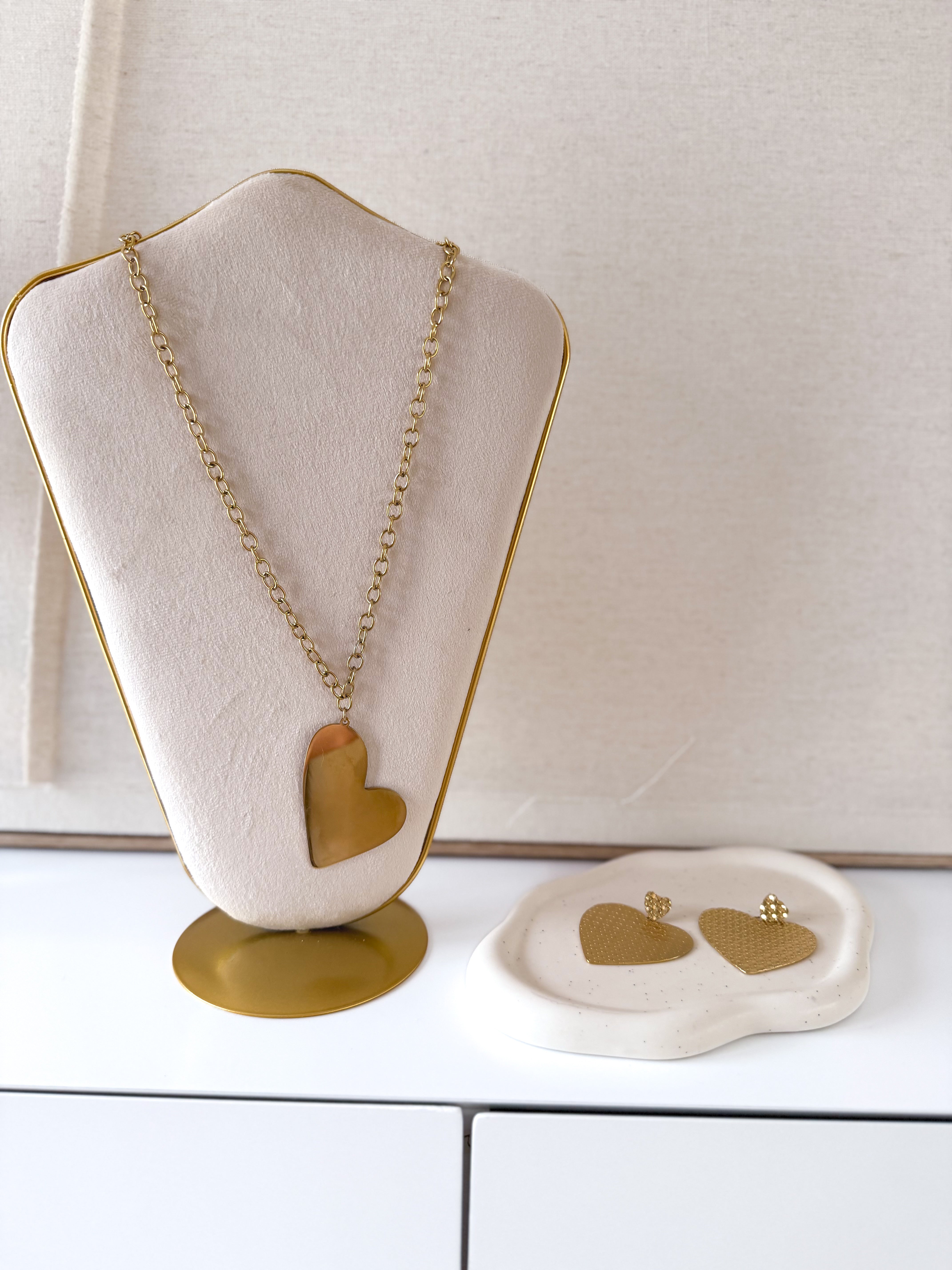 Collar largo corazón