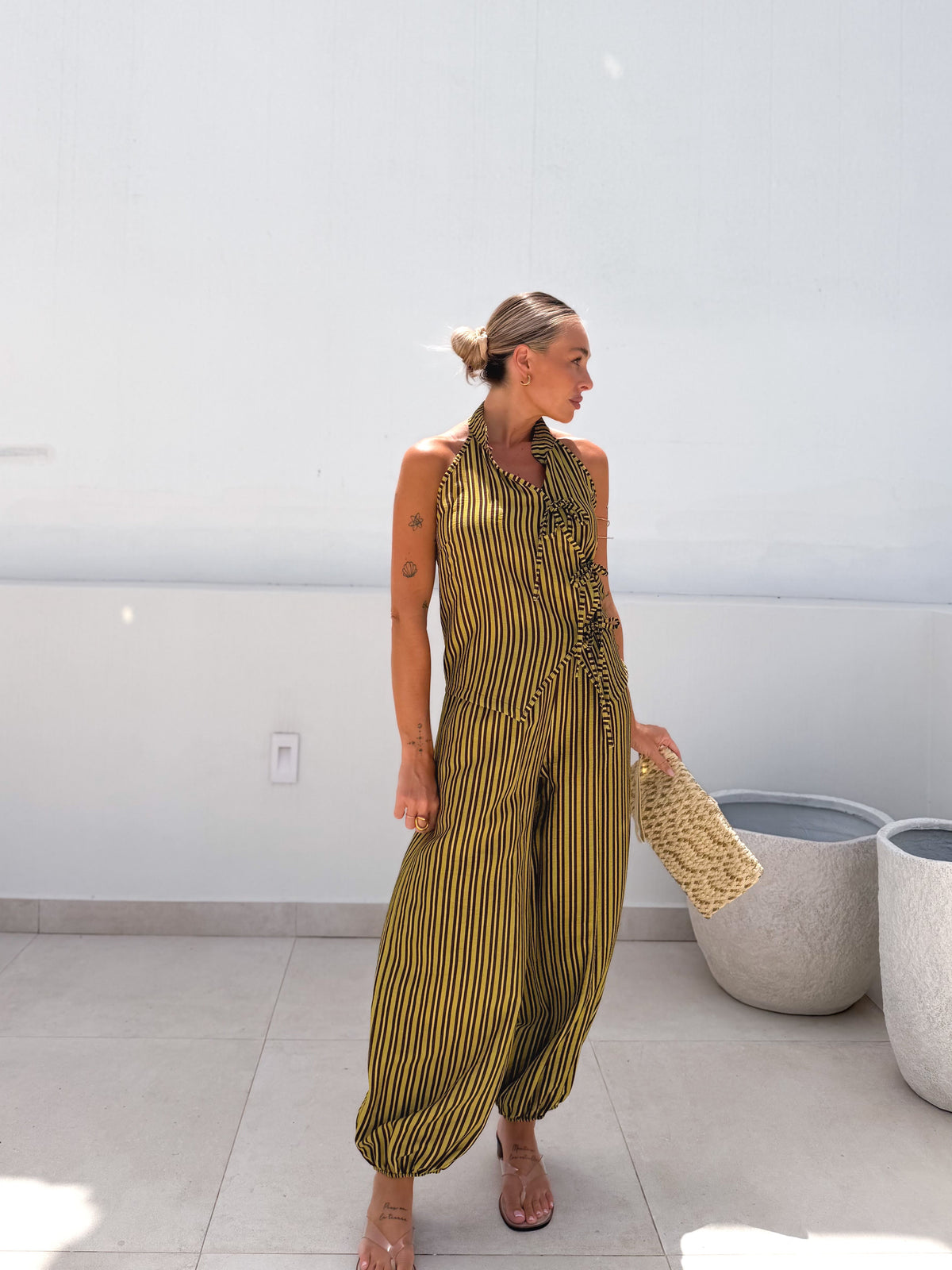 Total look rayas lima