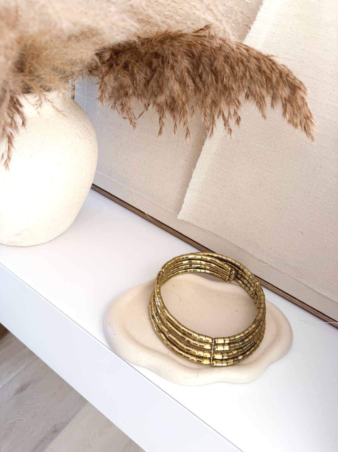 Collar Himbä