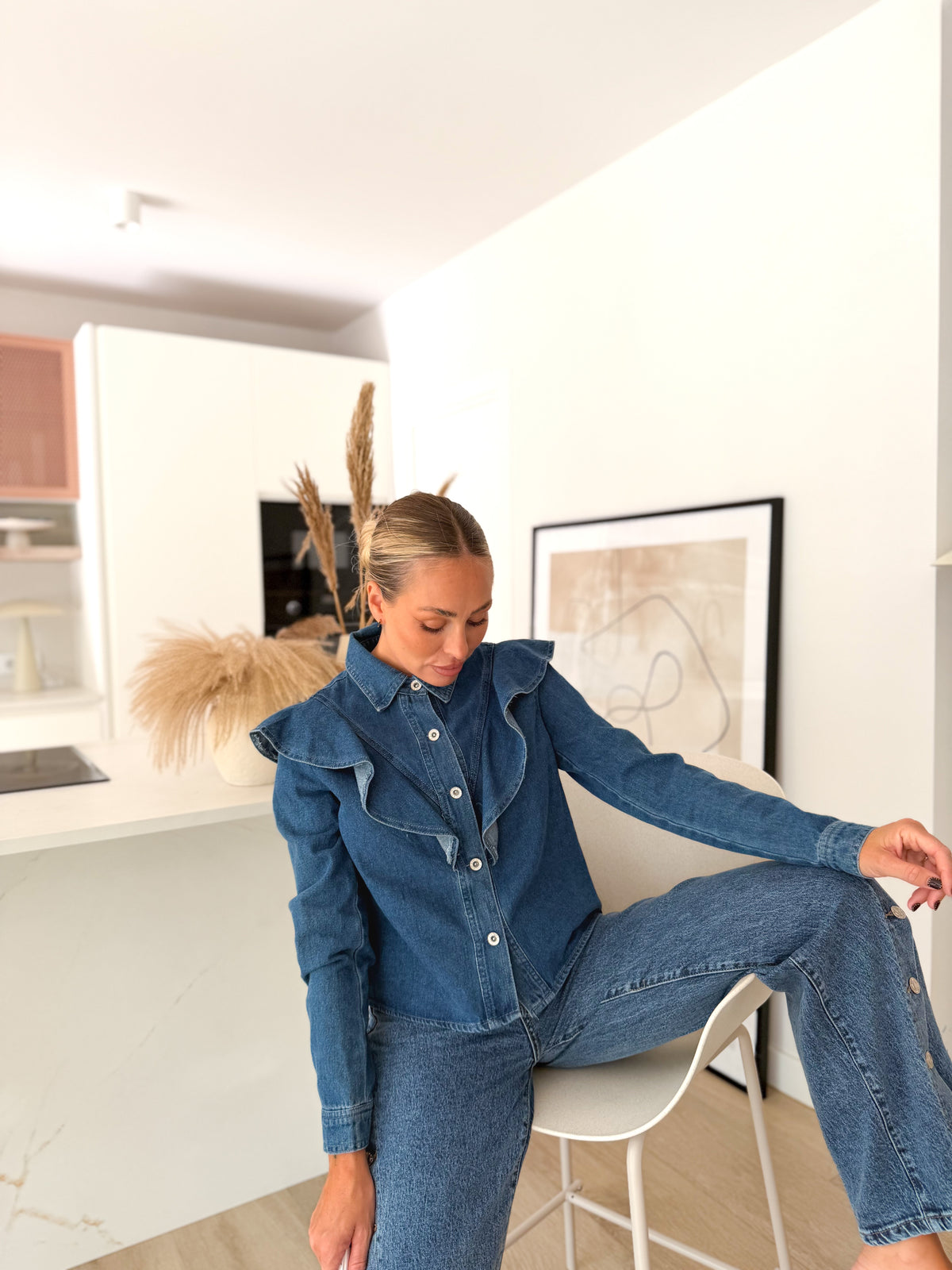 Camisa denim volantes