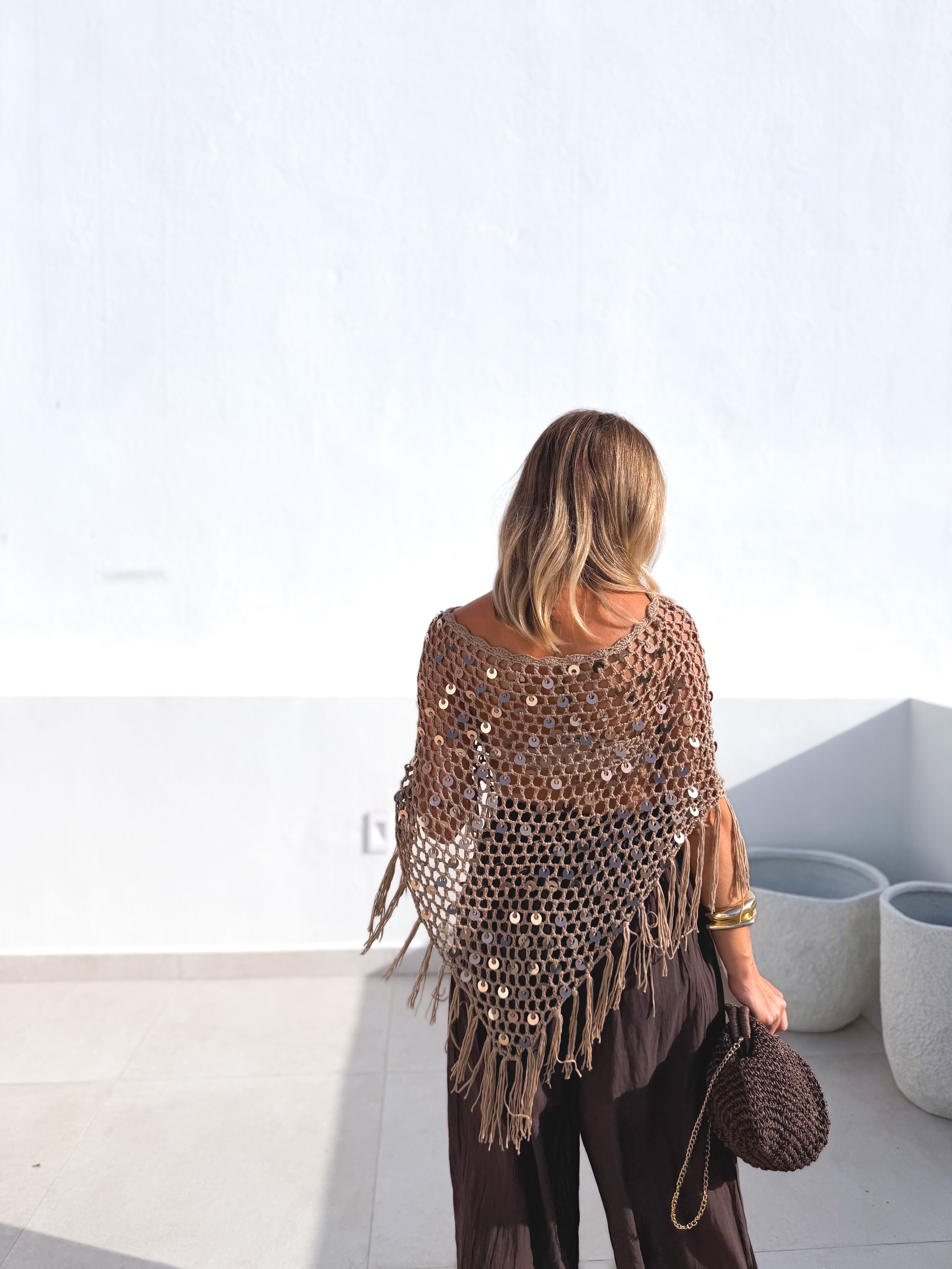 Poncho crochet taupe