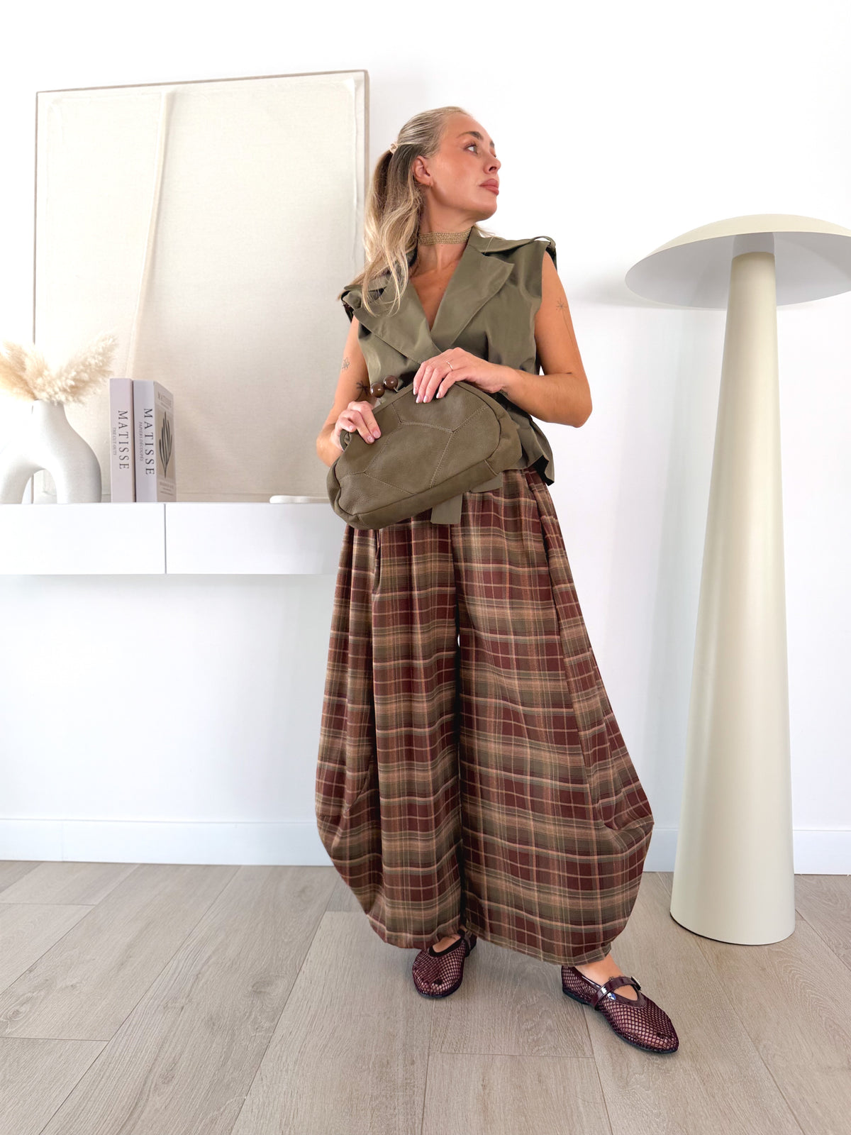 Pantalón barrel cuadros Kaki/Burdeos