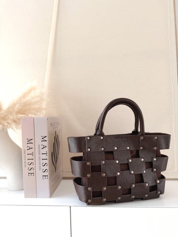 Bolso polipiel tachas combinada marrón