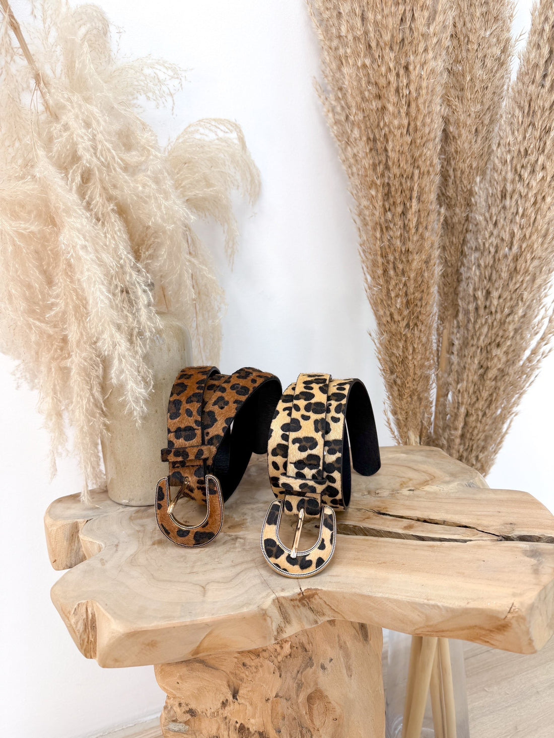 Cinturón print ribete dorado