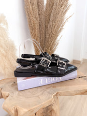 Zapato plano tiras cruzadas