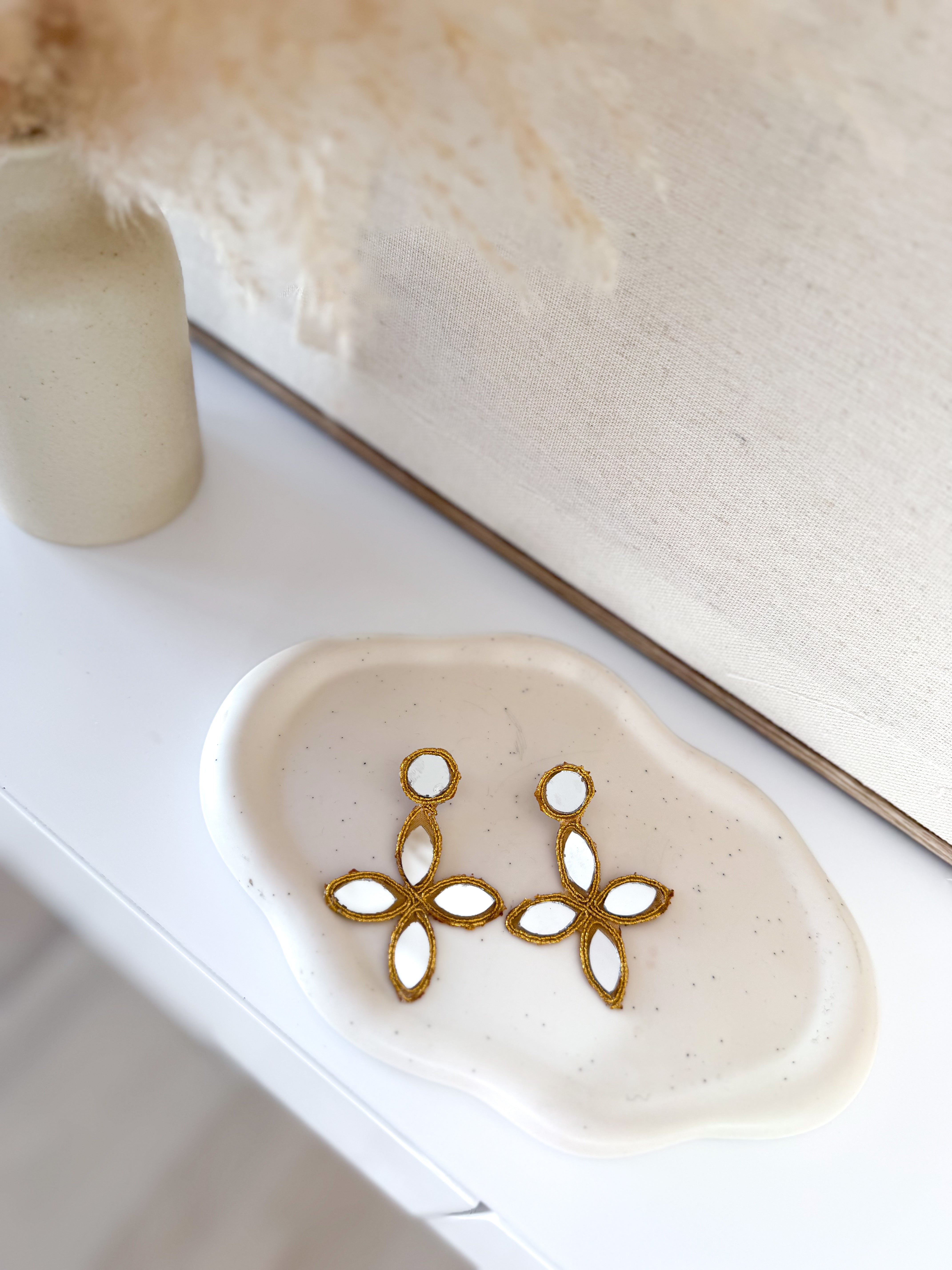 Pendientes Nadya