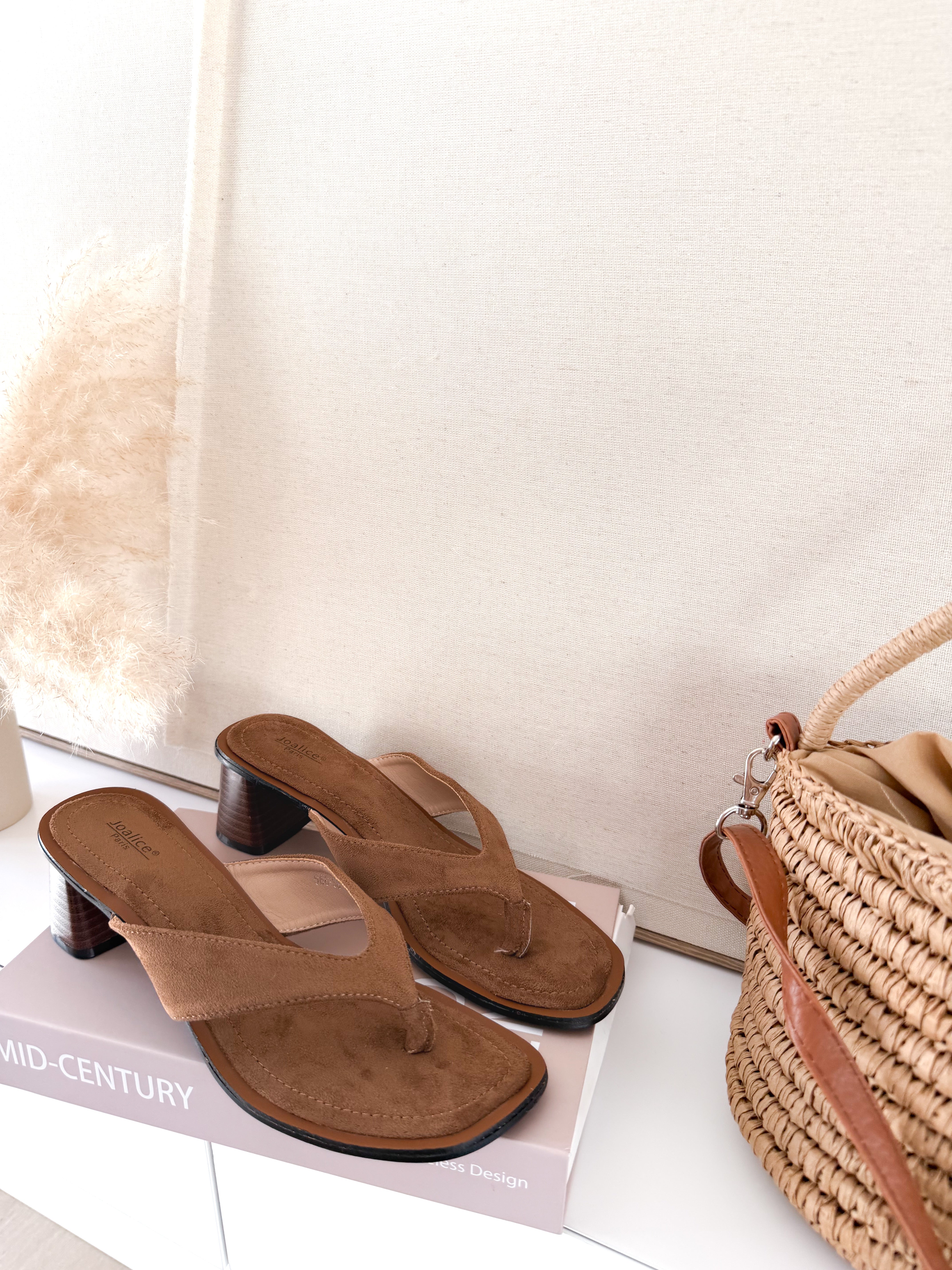 Sandalias dedo CAMEL