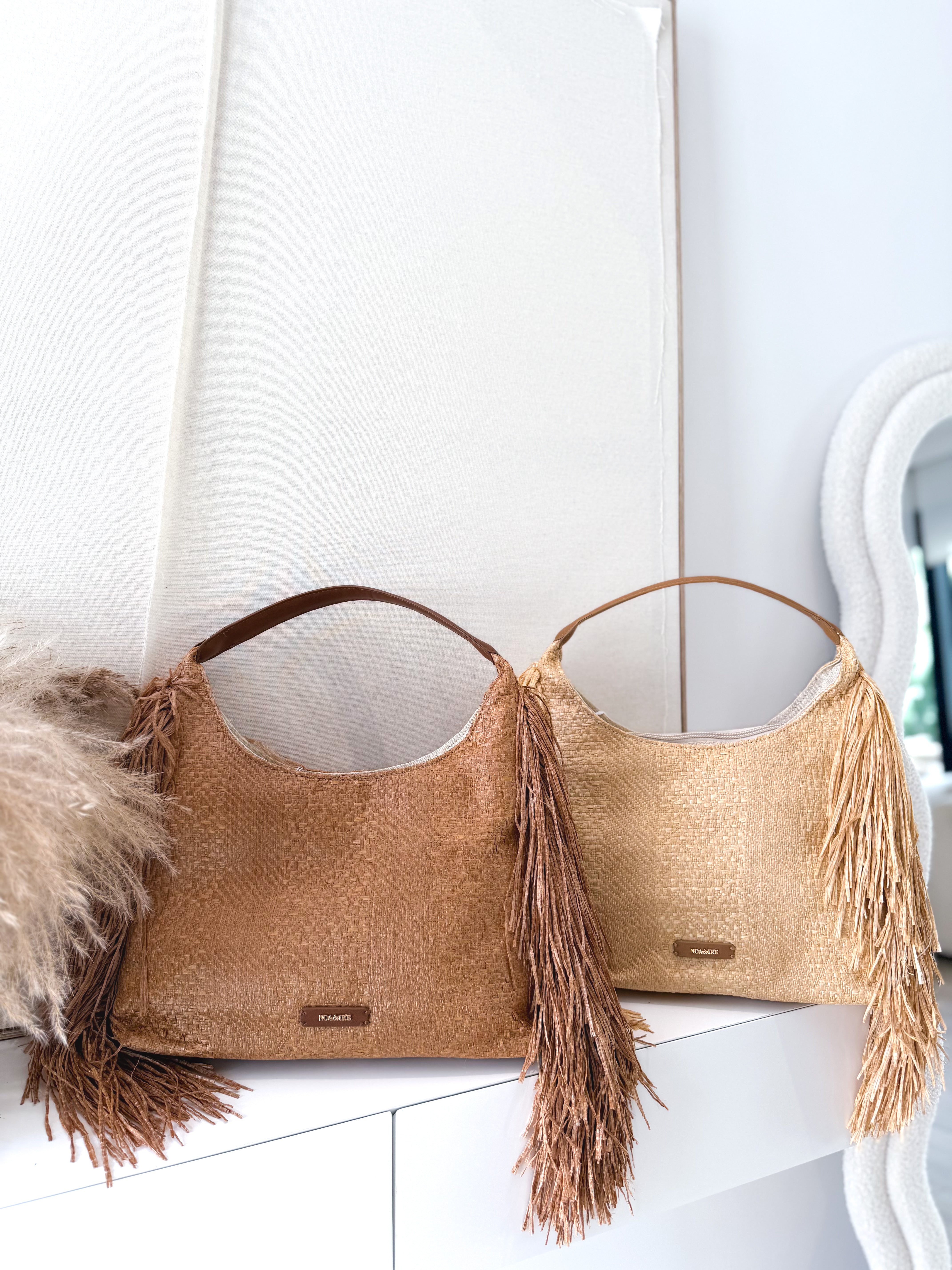 Bolso rafia y flecos