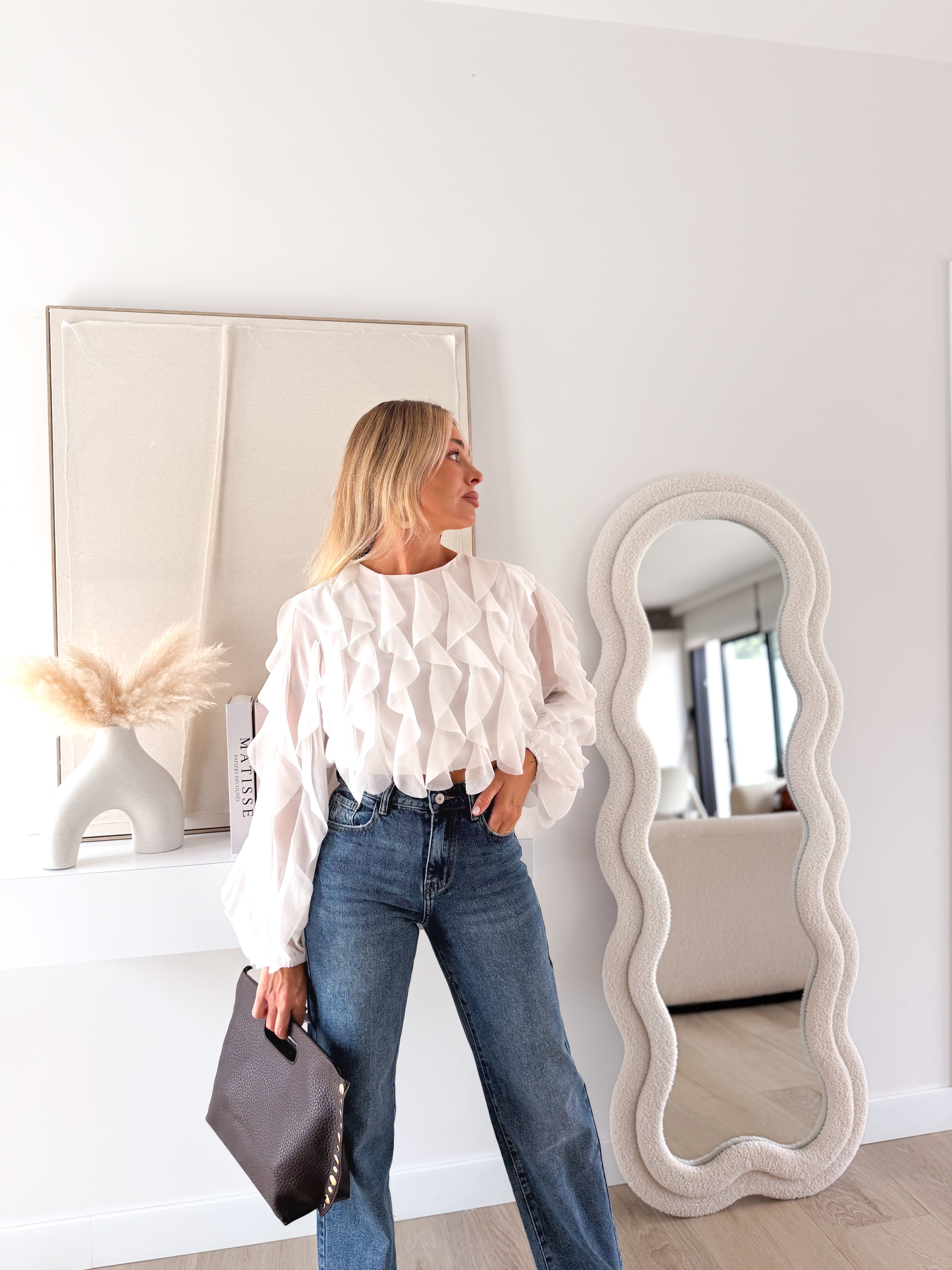 Blusa volantes blanca