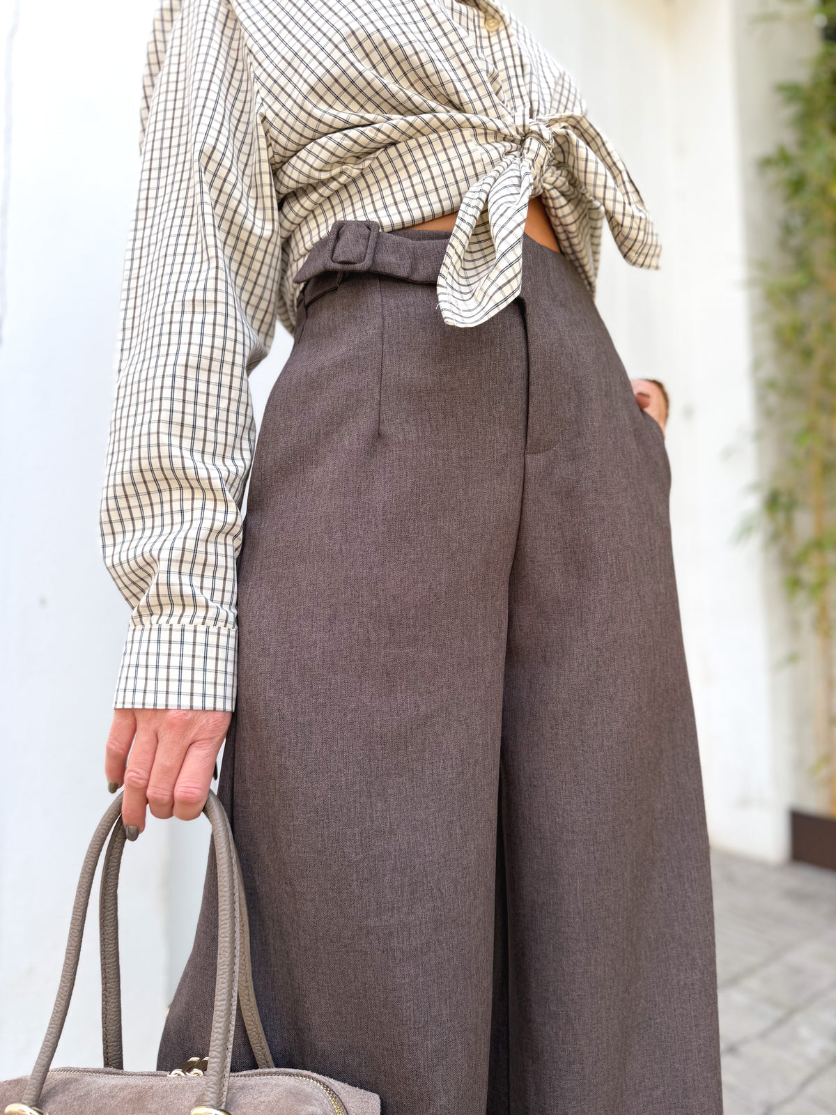 Pantalón pinzas jaspeado marrón