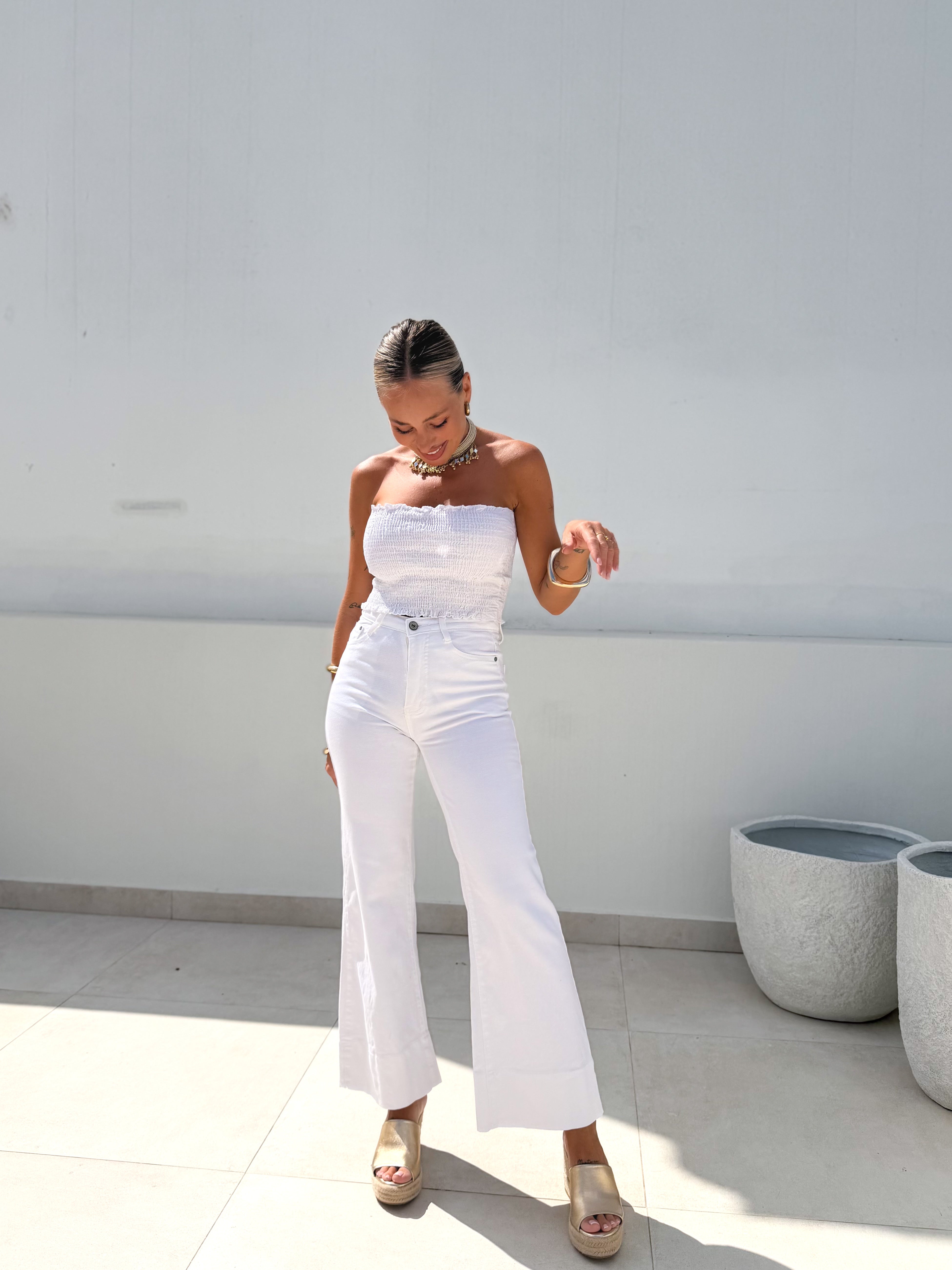 Pantalón denim flare blanco