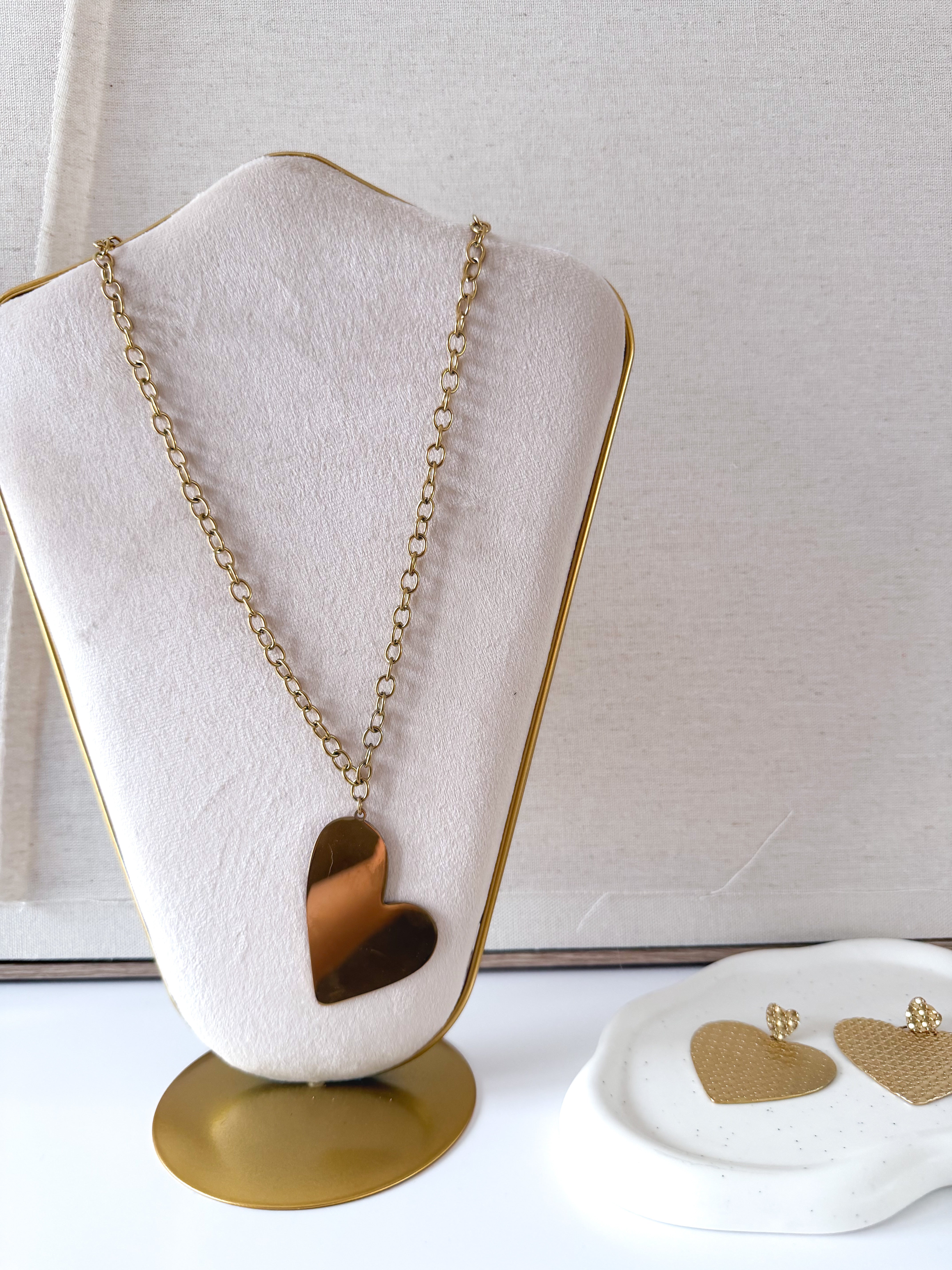 Collar largo corazón