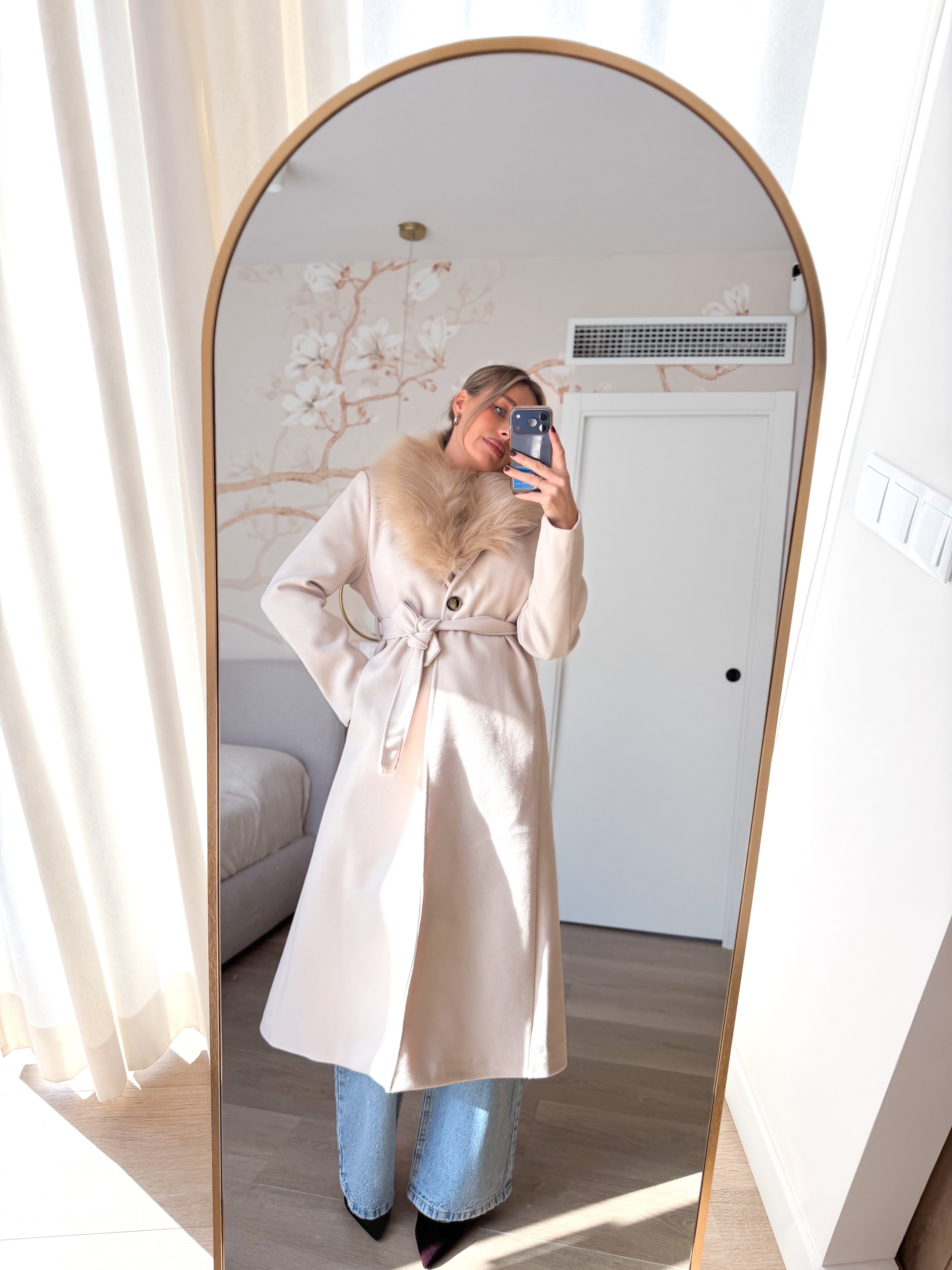 Abrigo paño beige combinado pelo