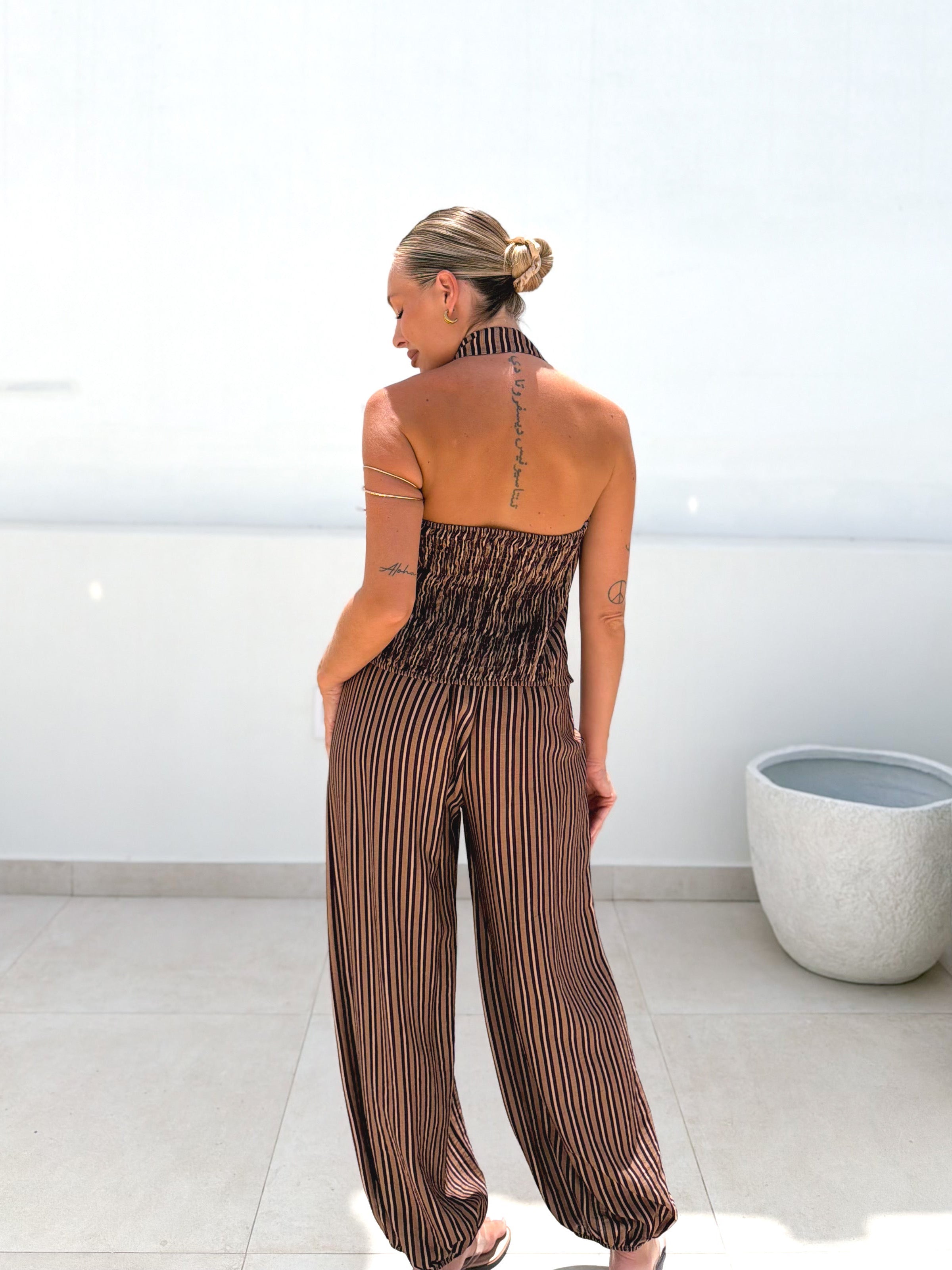 Total look rayas Malva
