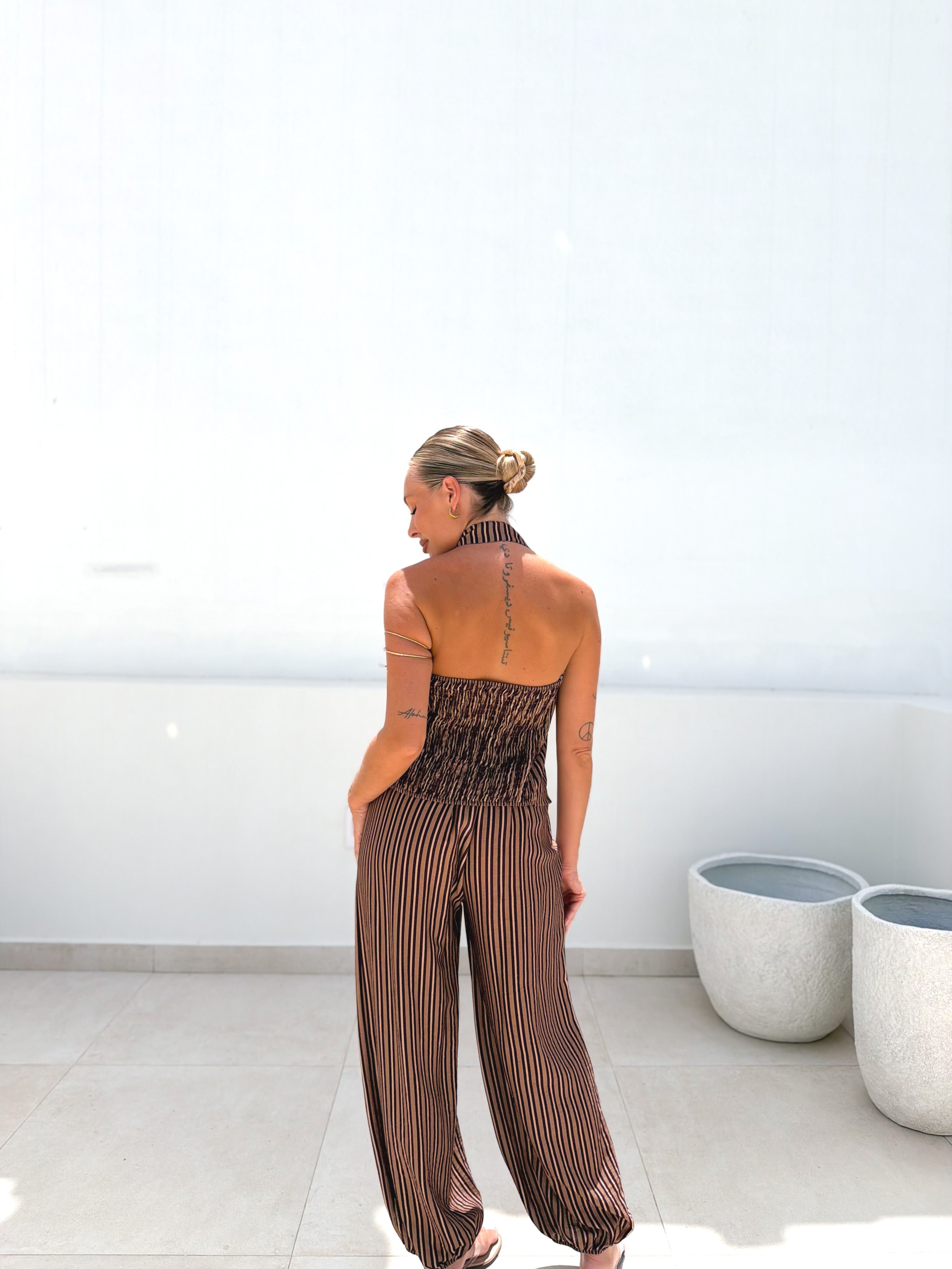 Total look rayas Malva