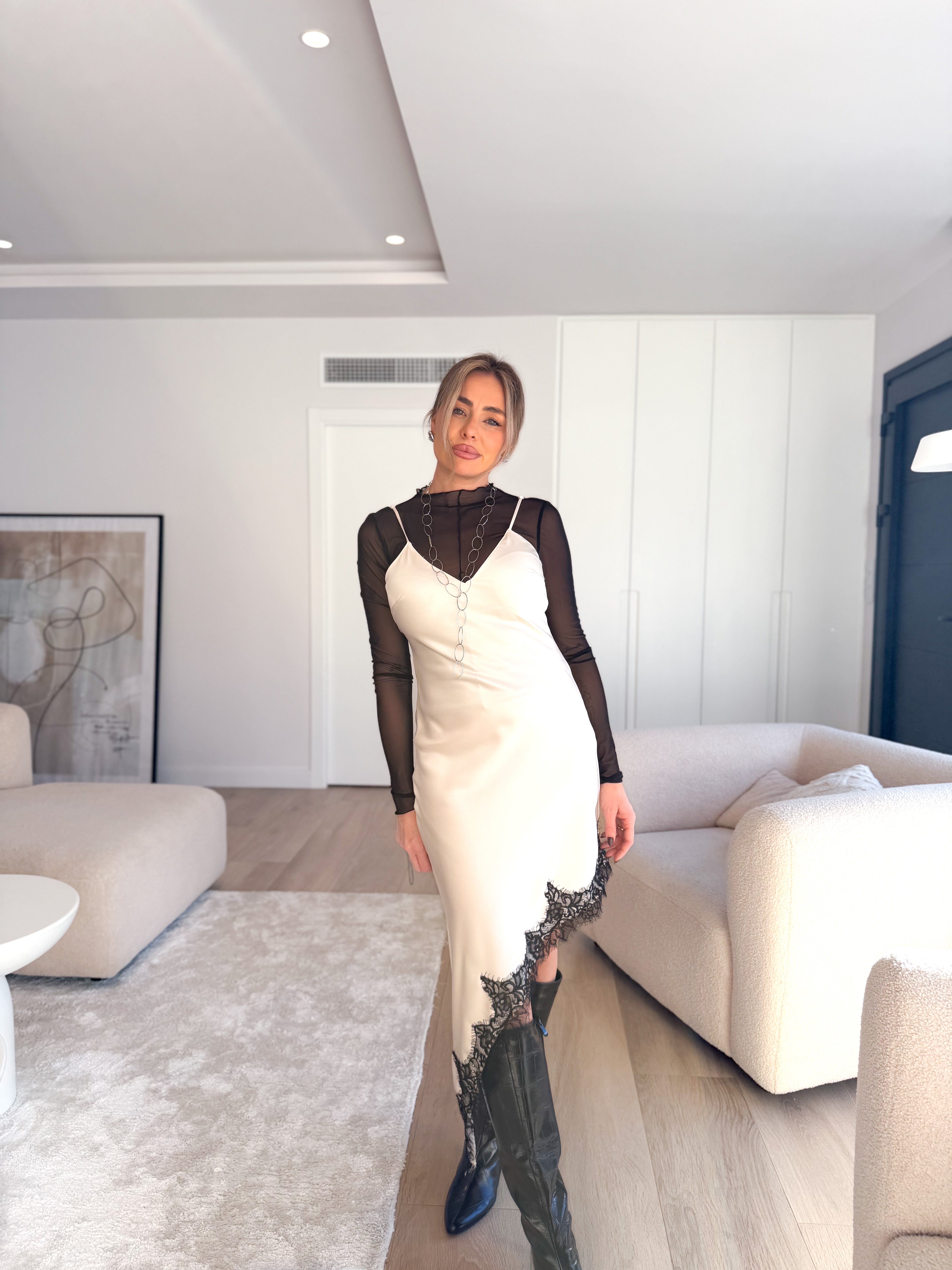 Vestido lencero Crudo/Negro