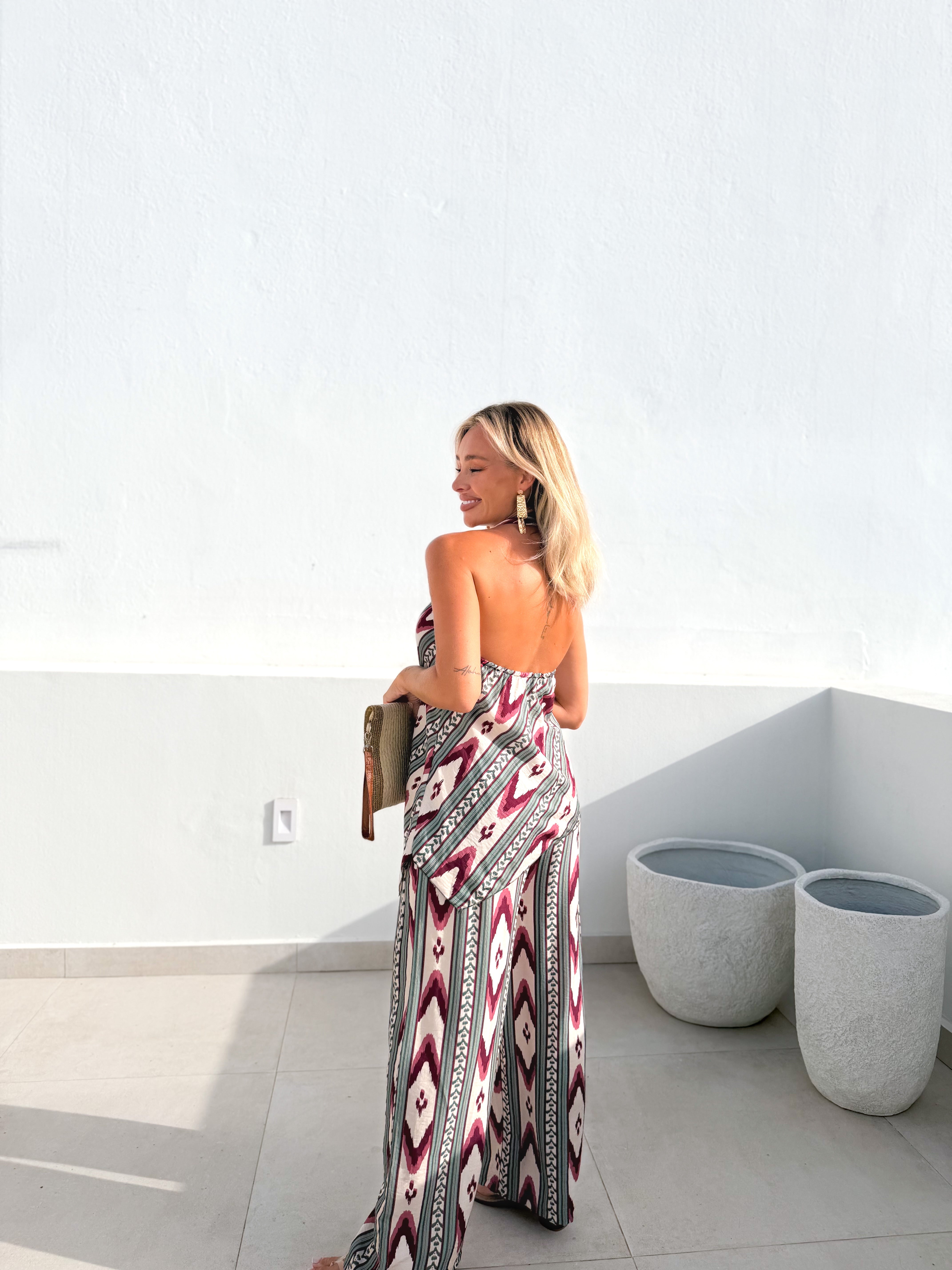 Conjunto asimetrico estampado