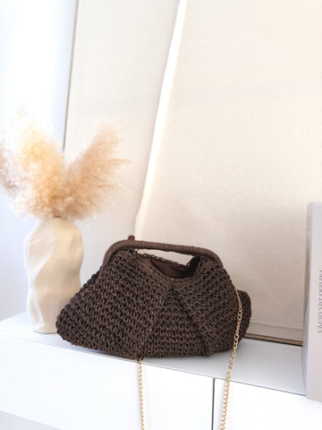 Clutch efecto crochet choco
