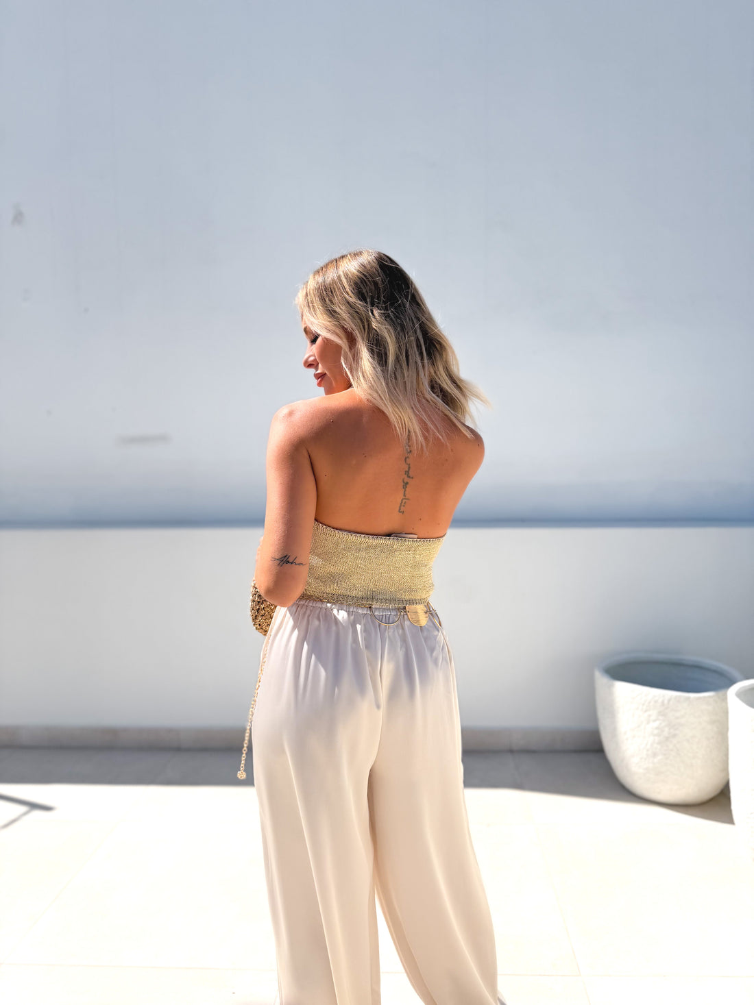 Top dorado halter