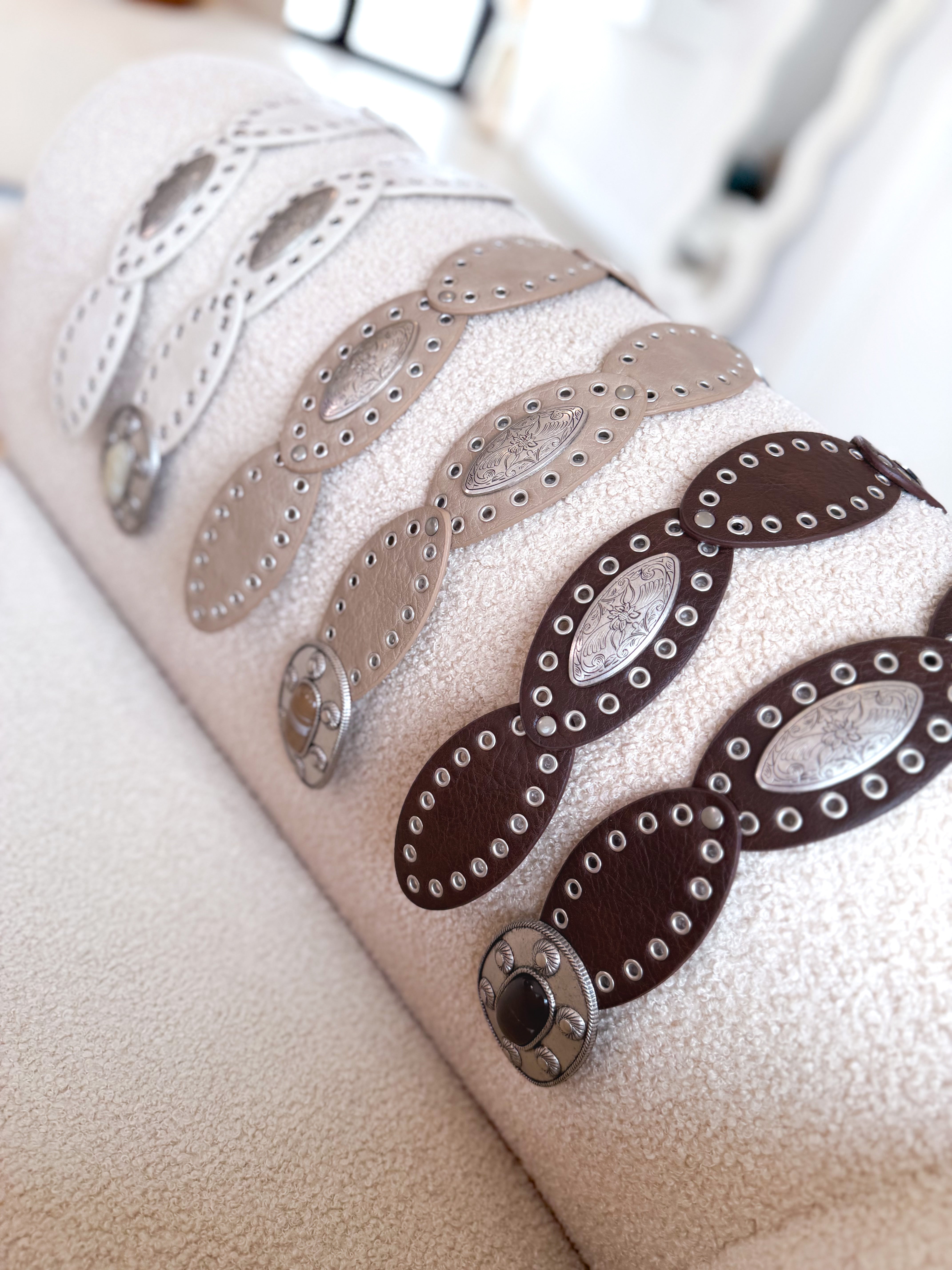 Cinturon perforado chapas