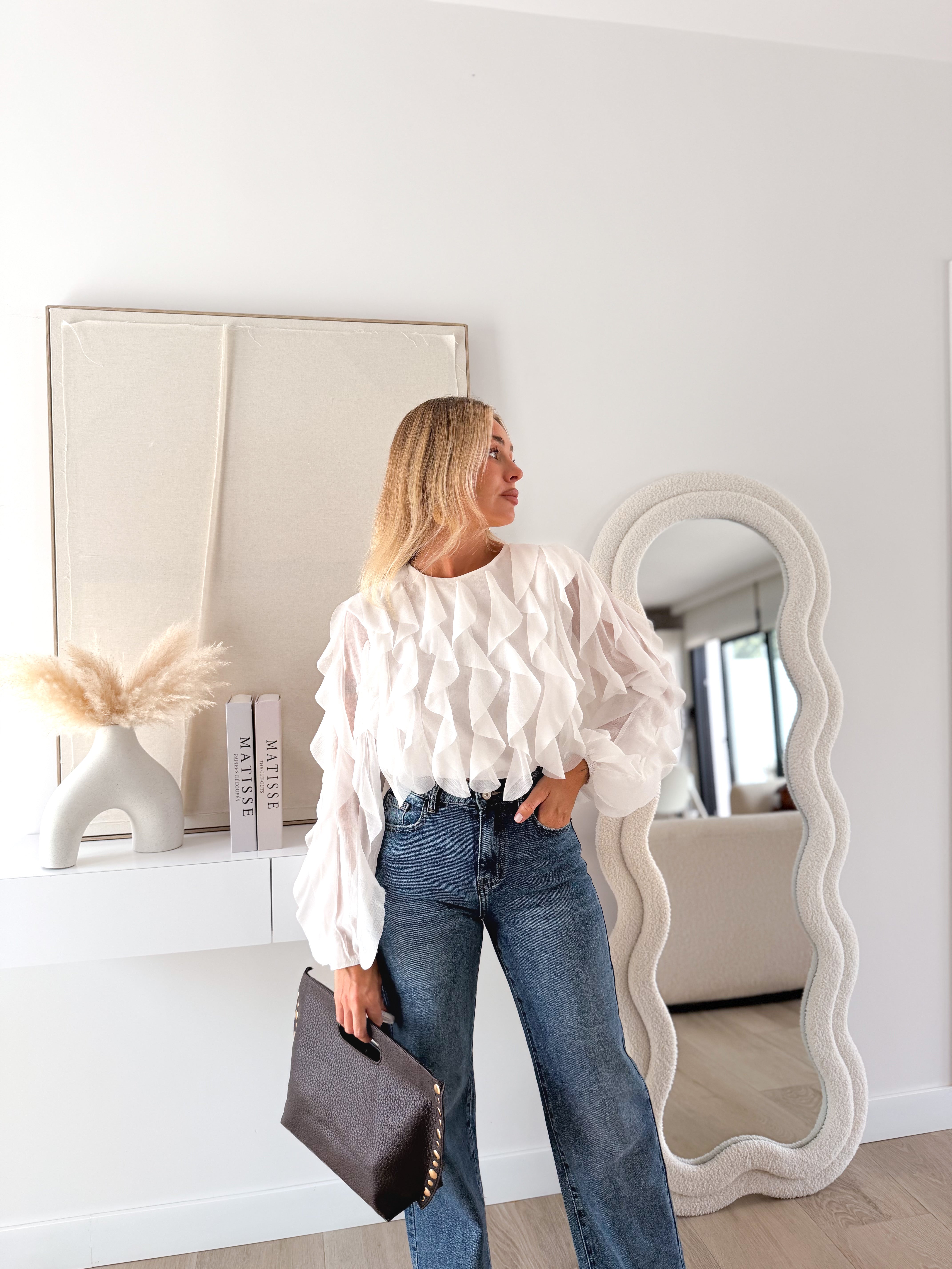 Blusa volantes blanca