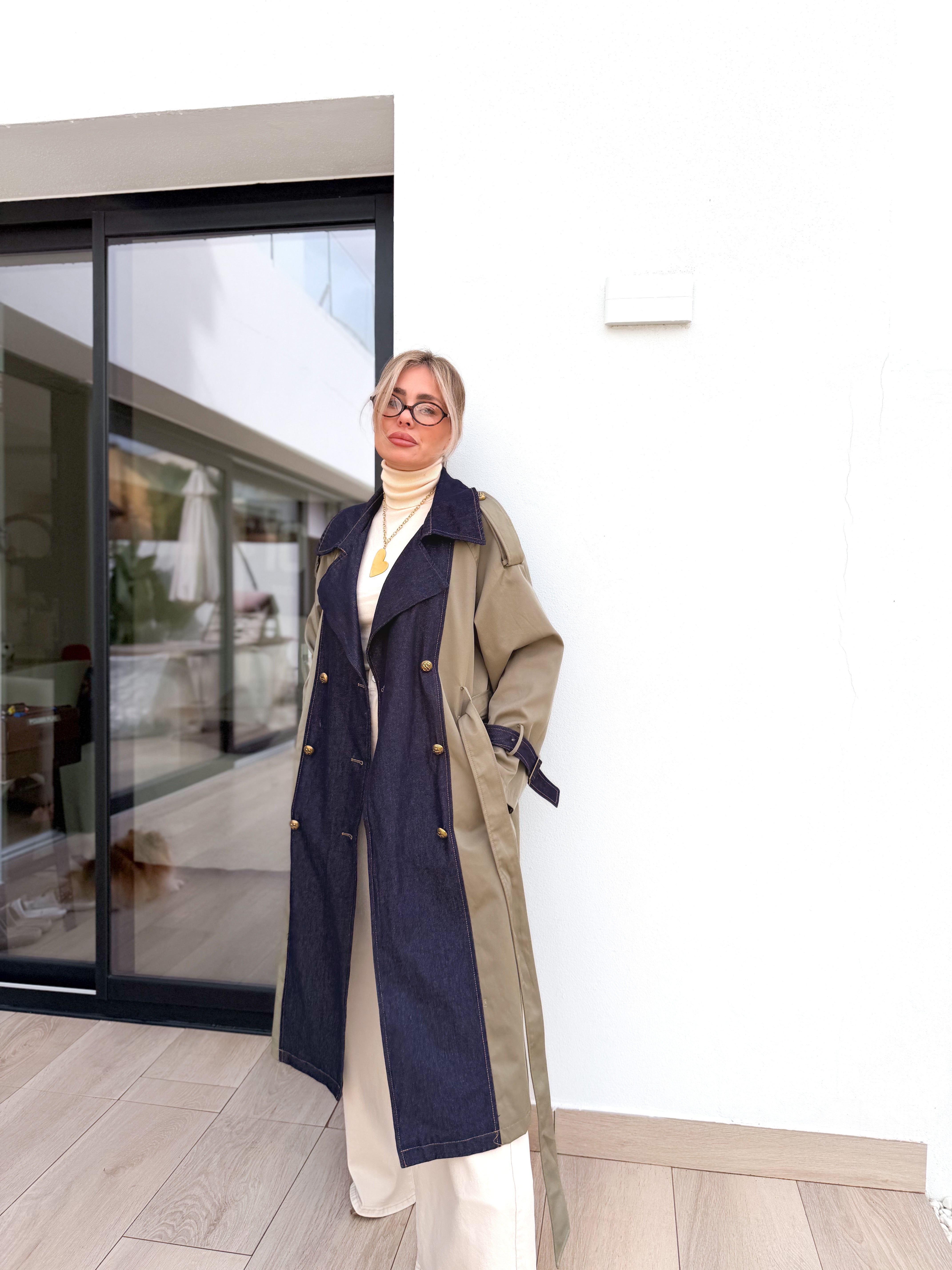 Gabardina combinada denim/kaki