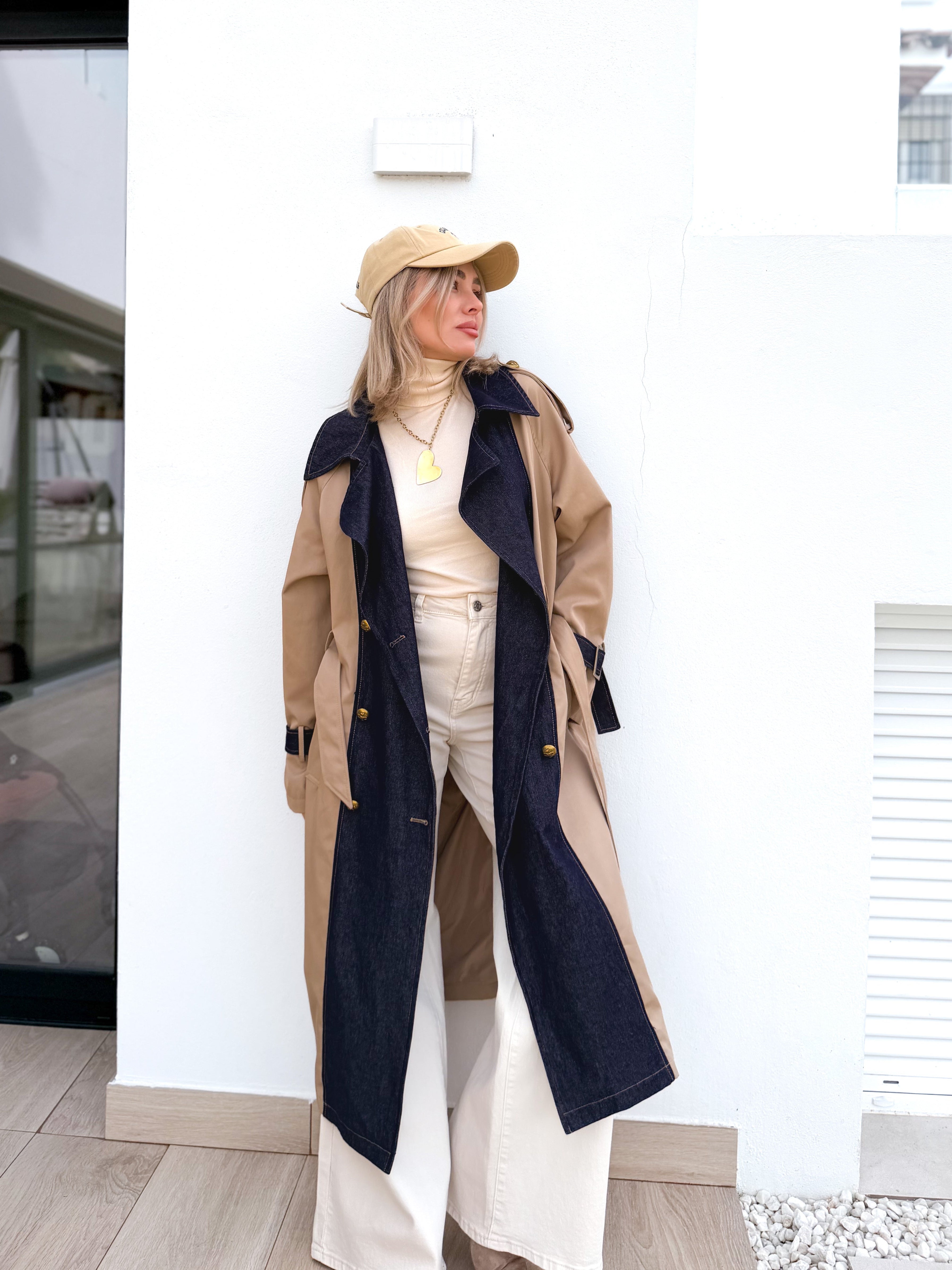 Gabardina combinada denim/beige