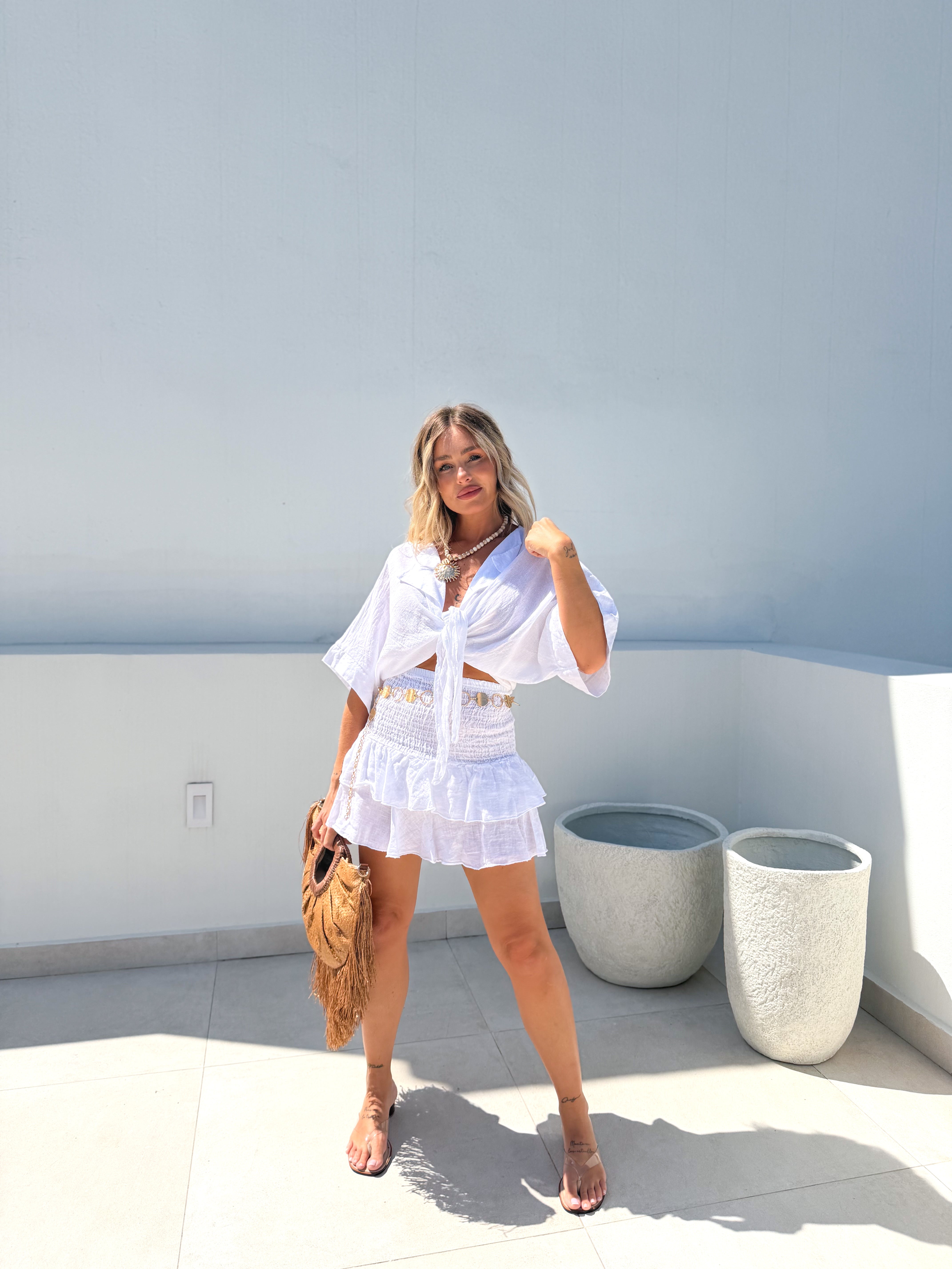 Camisa lino blanco anudada