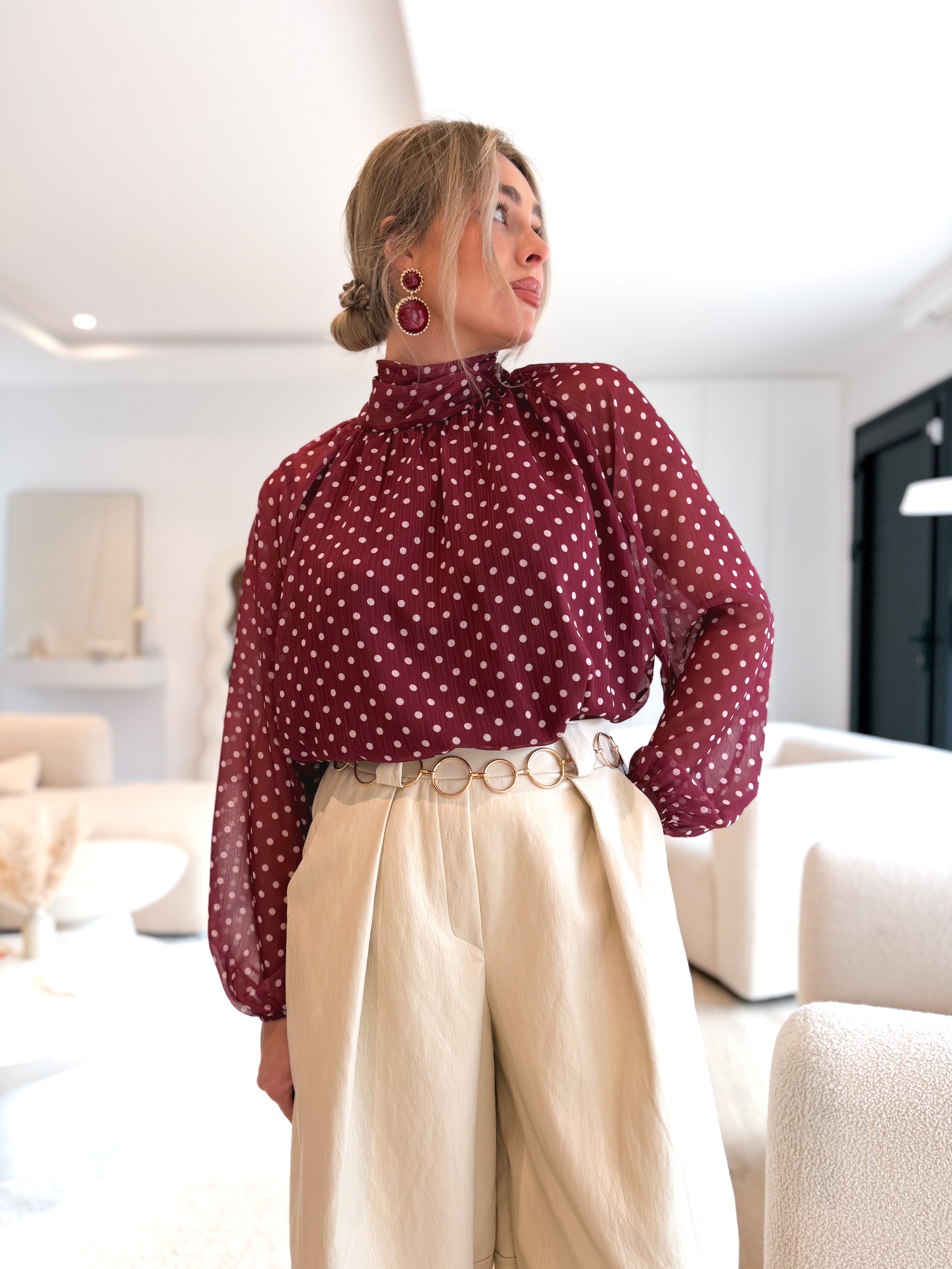 Blusa topitos Burdeos