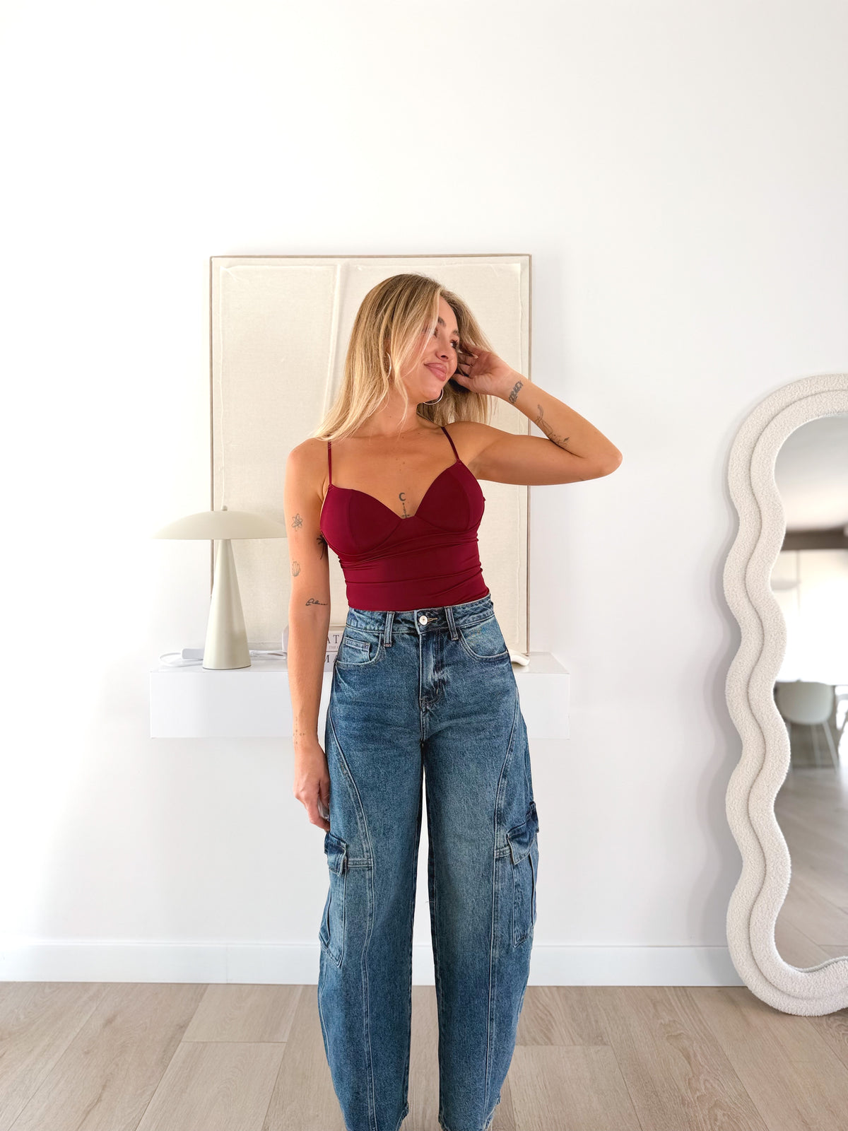Top cascos burdeos