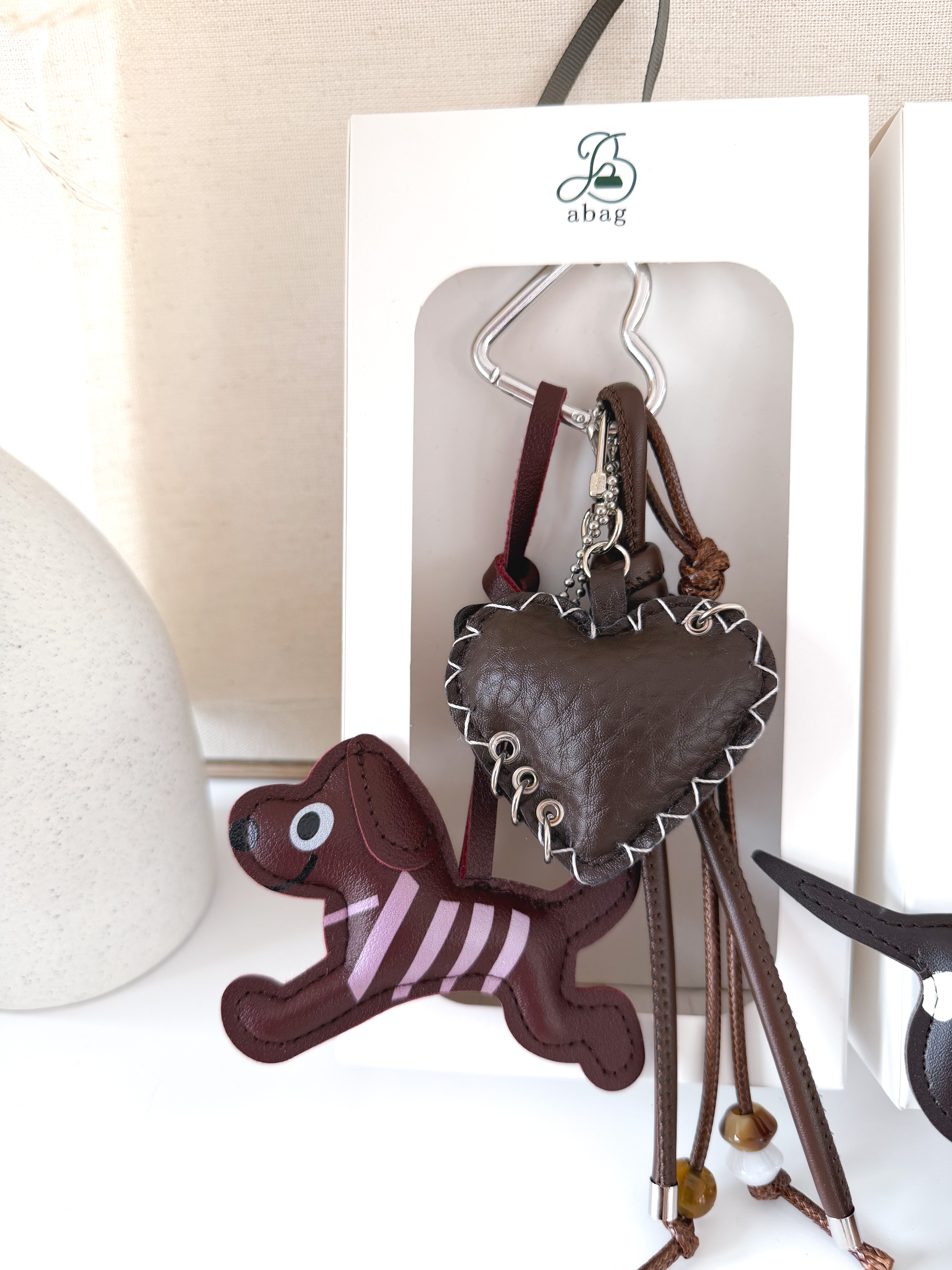 Accesorio bolso doggy burdeos