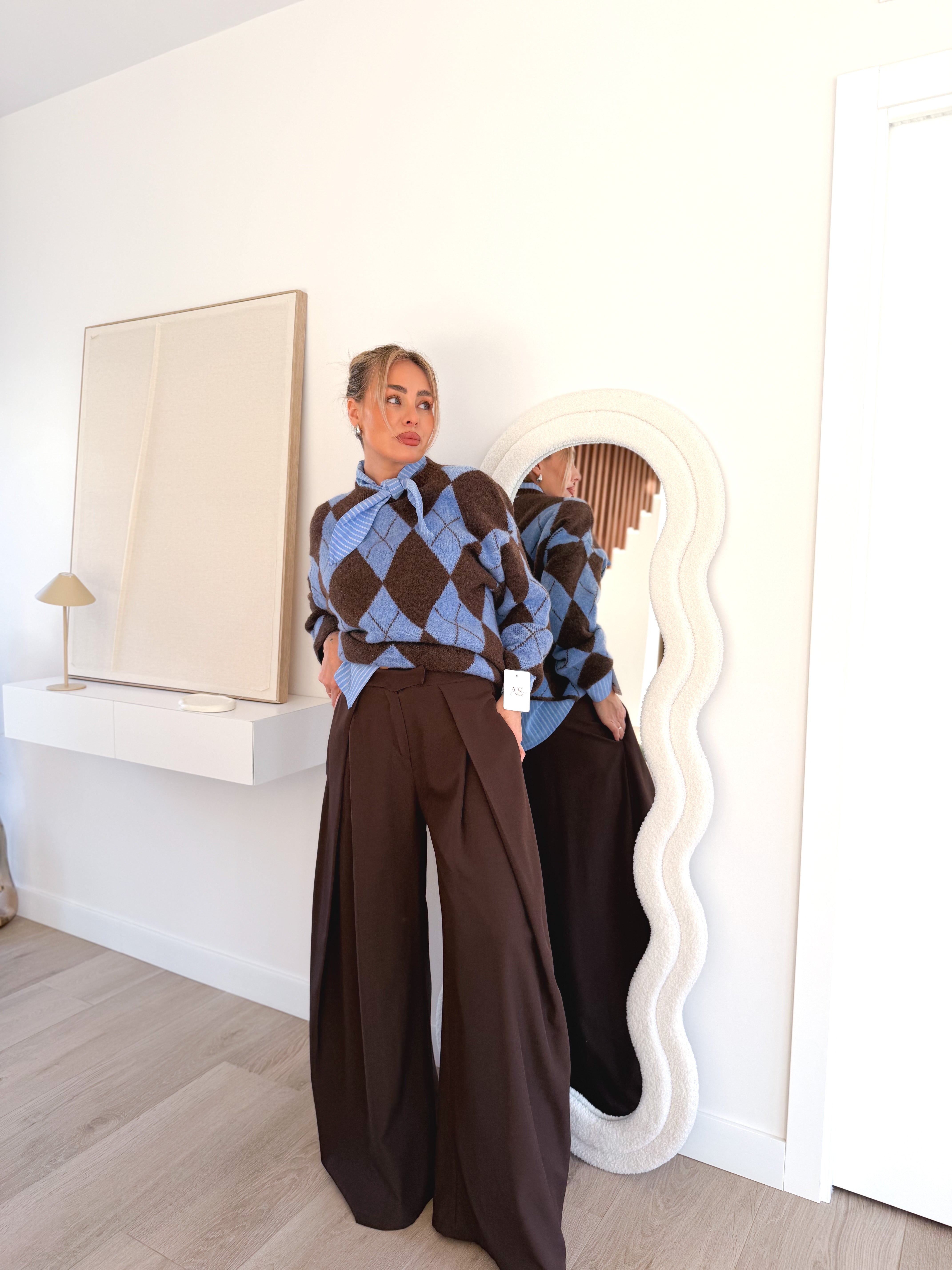 Pantalón barrell pliegues marrón