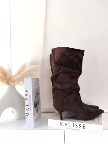 Botas fruncidas Marrón