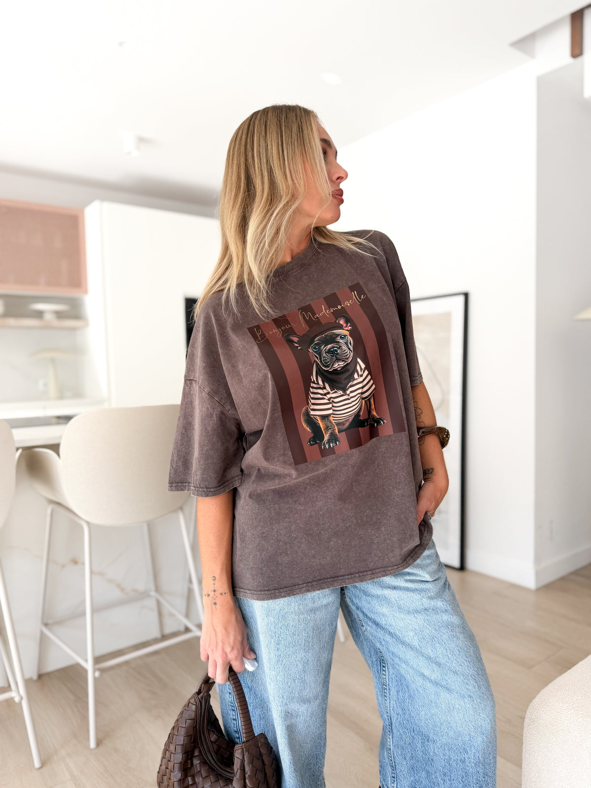 Camiseta Doggy oversize marrón
