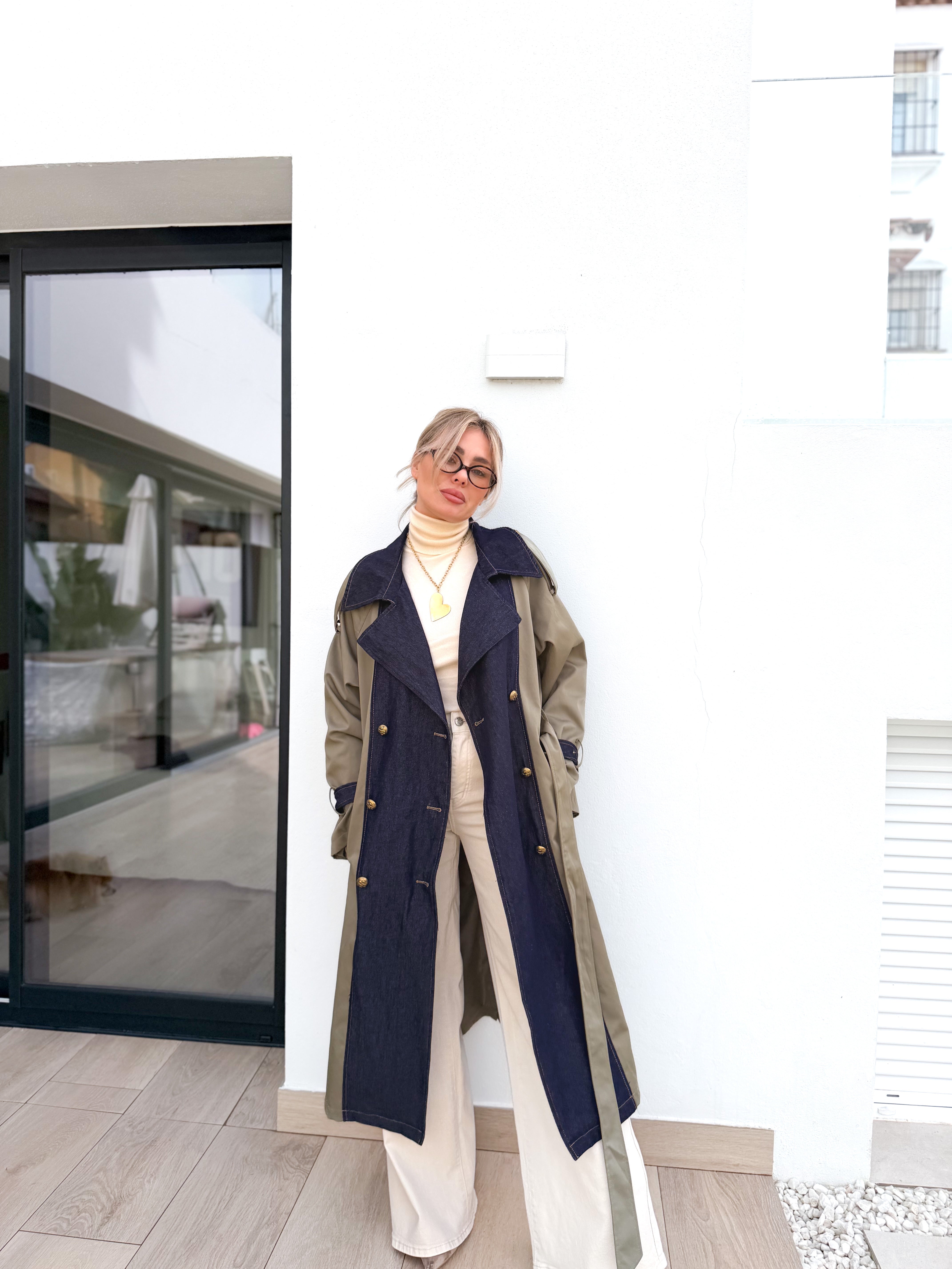 Gabardina combinada denim/kaki