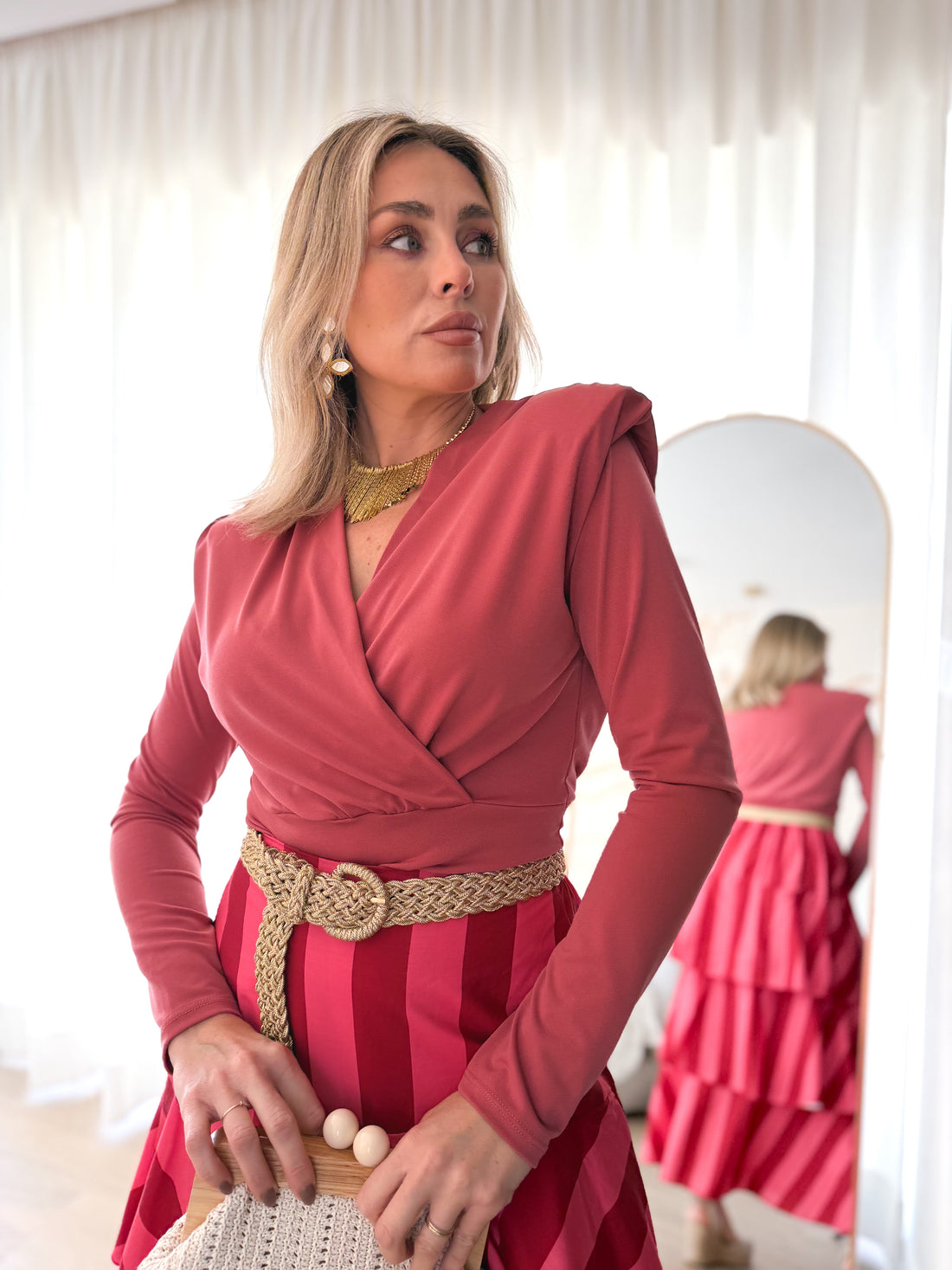 Top cruzado coral