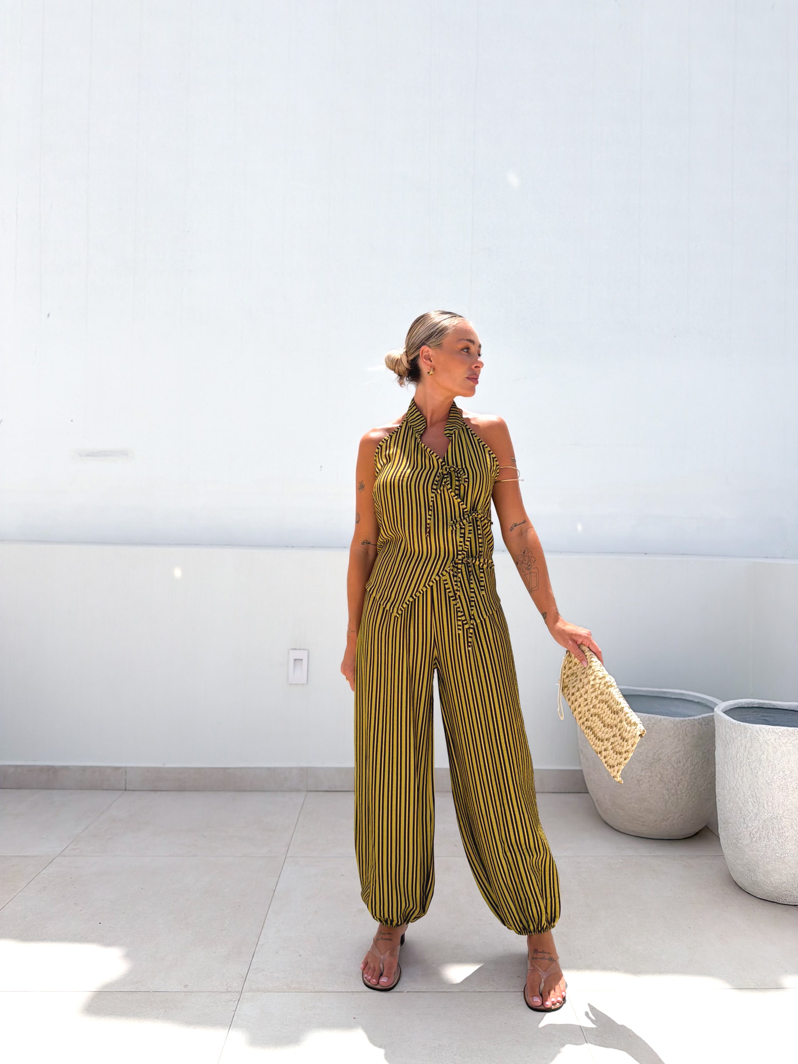Total look rayas lima