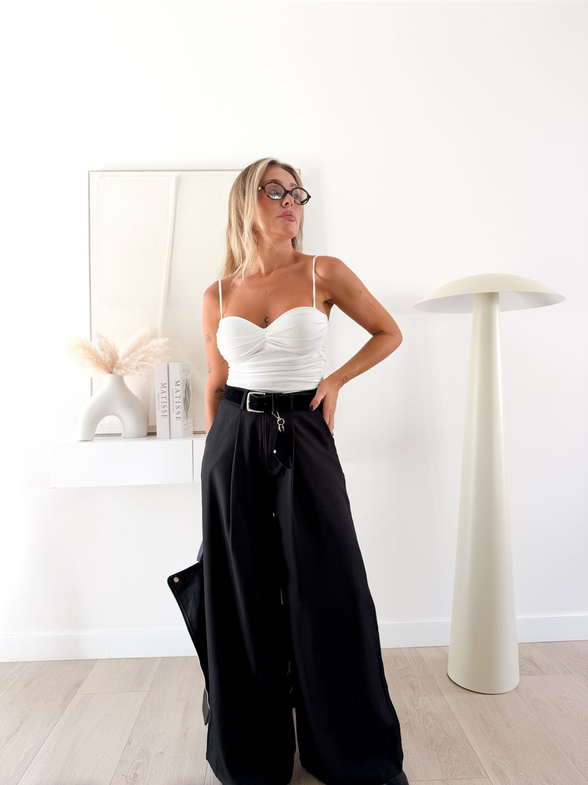 Pantalón pinza wide leg negro