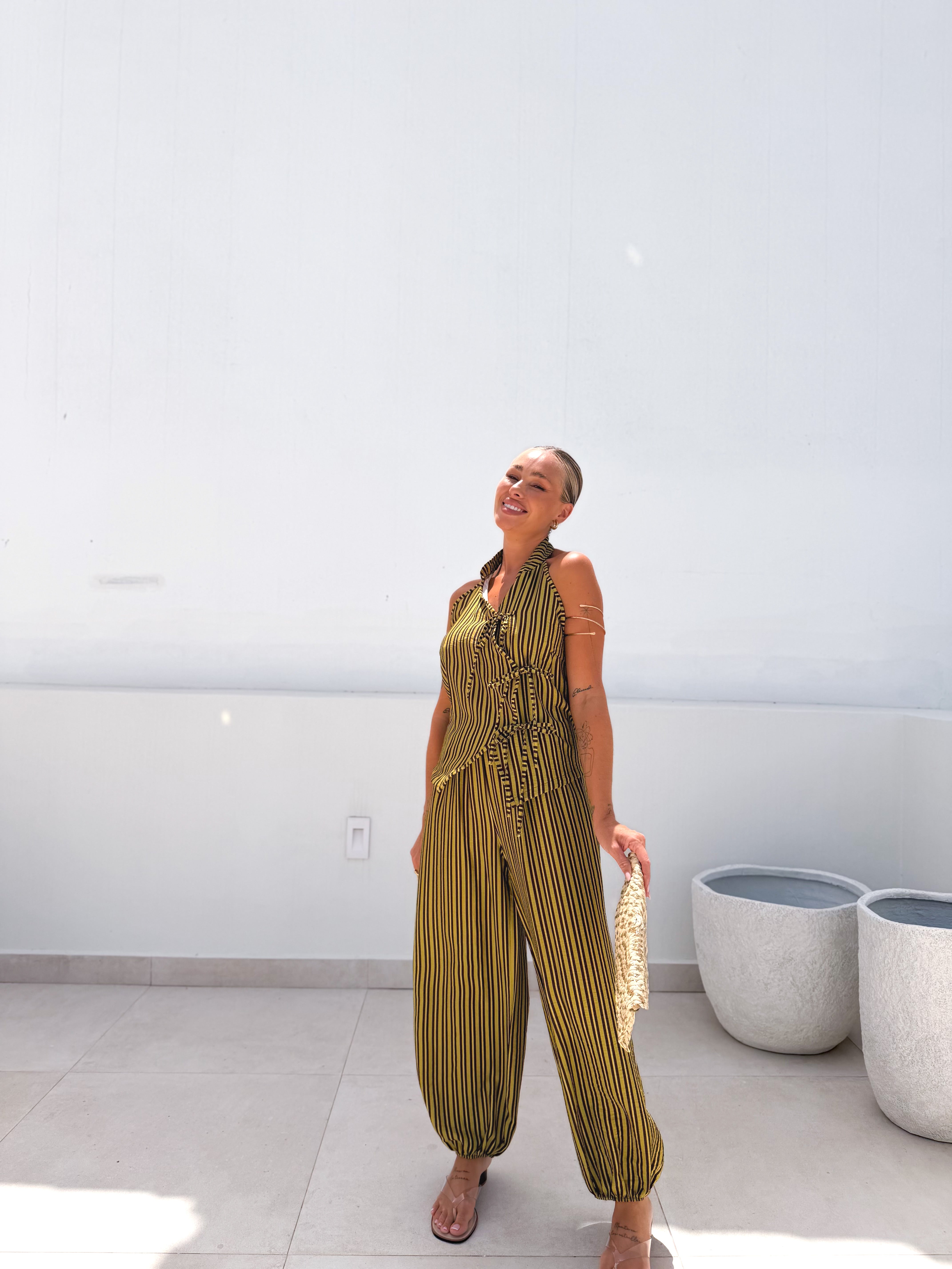 Total look rayas lima