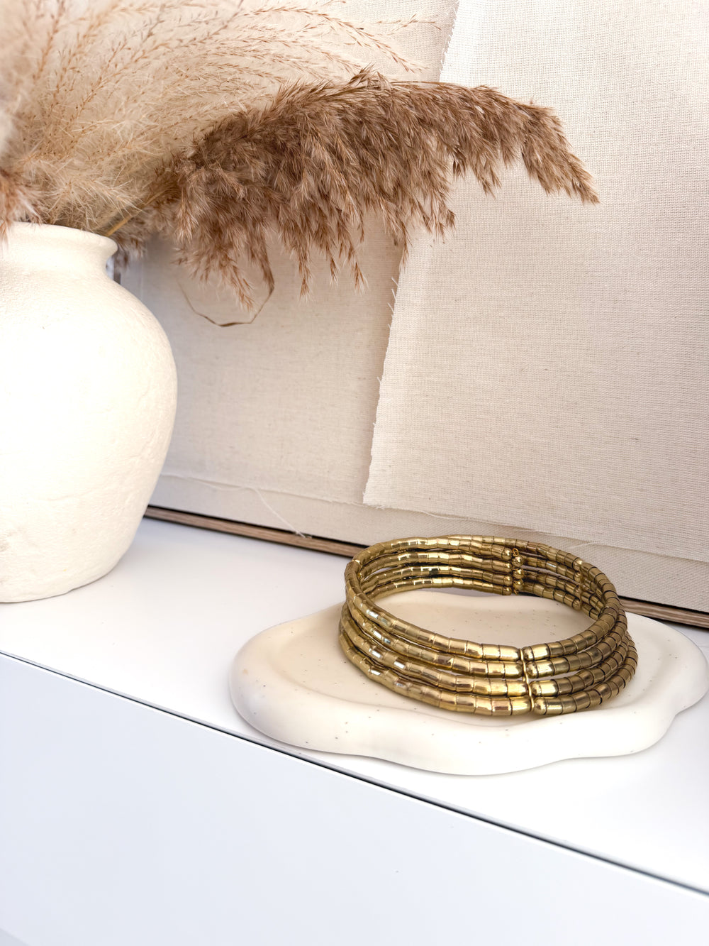 Collar Himbä