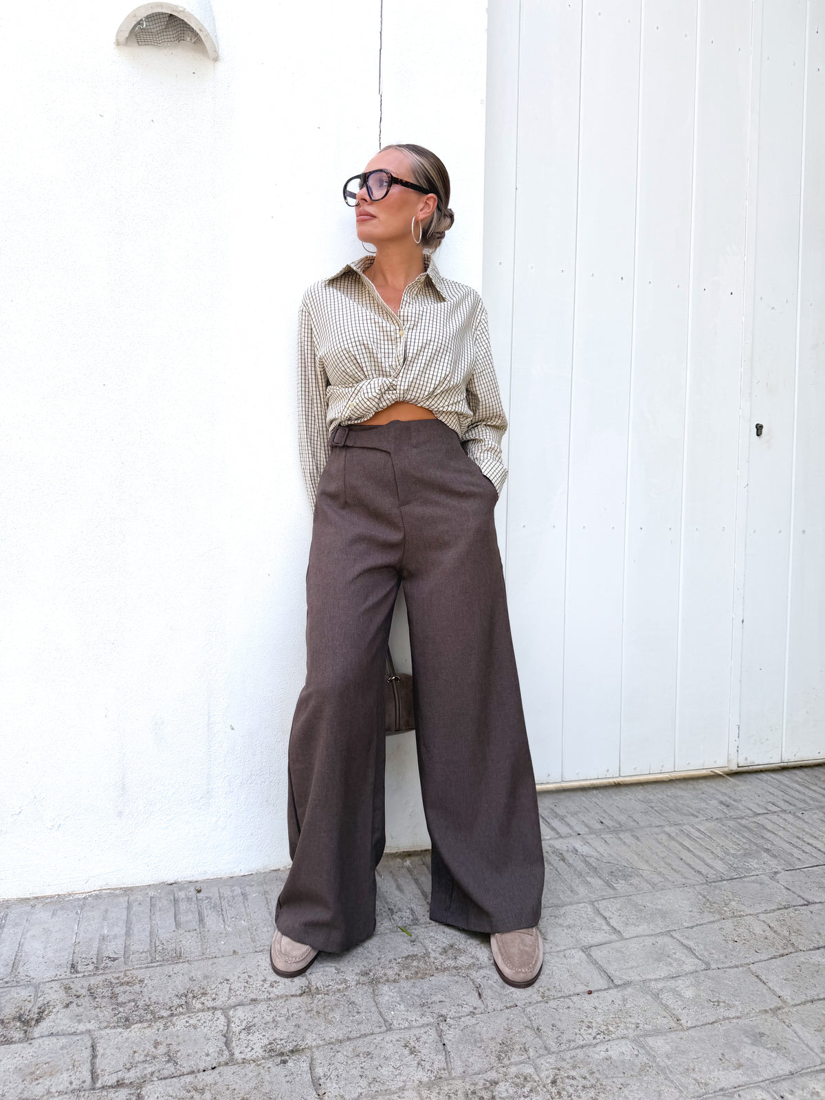 Pantalón pinzas jaspeado marrón