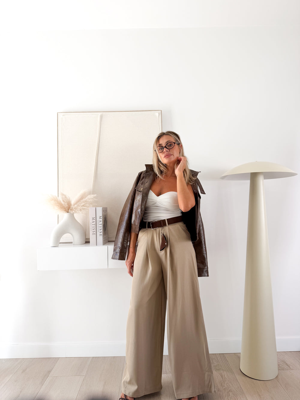 Pantalón pinza wide leg beige