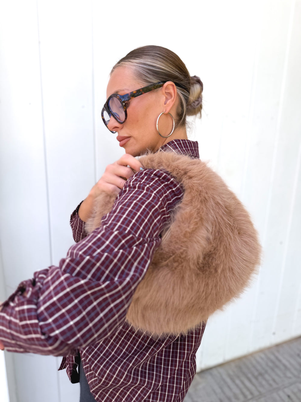 Bolso peluche beige