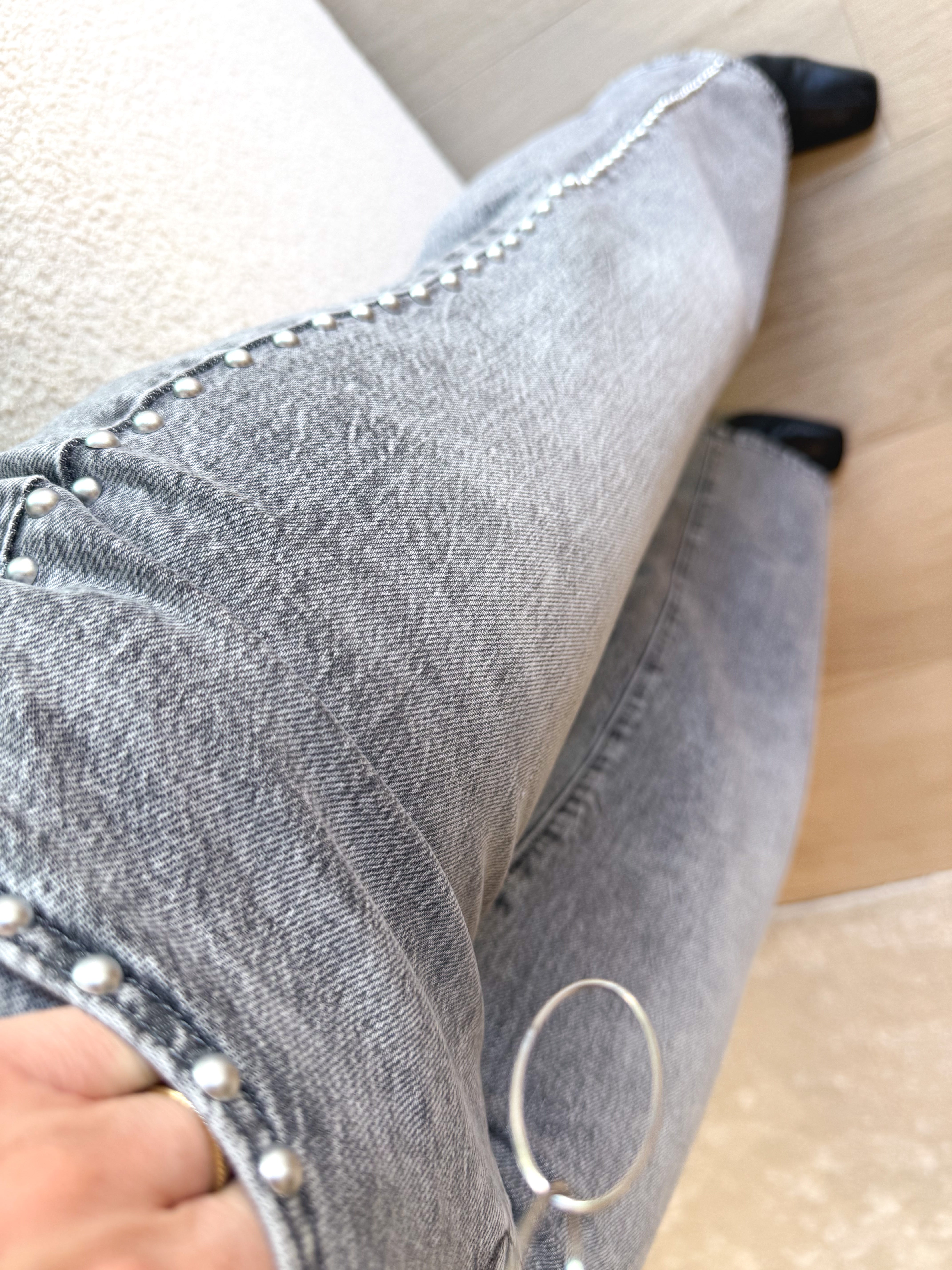 Denim wide gris tachas