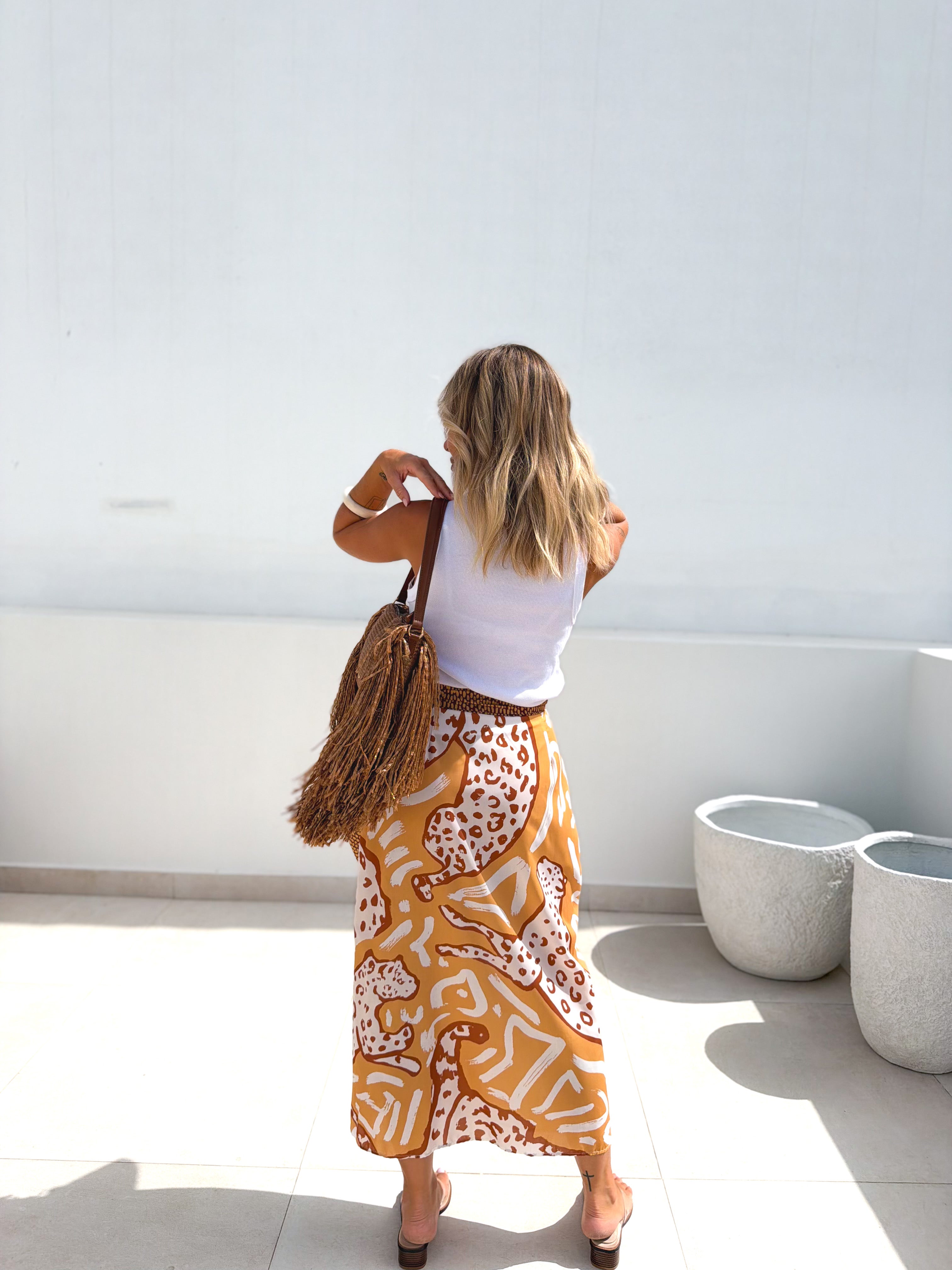 Falda pareo estampada camel