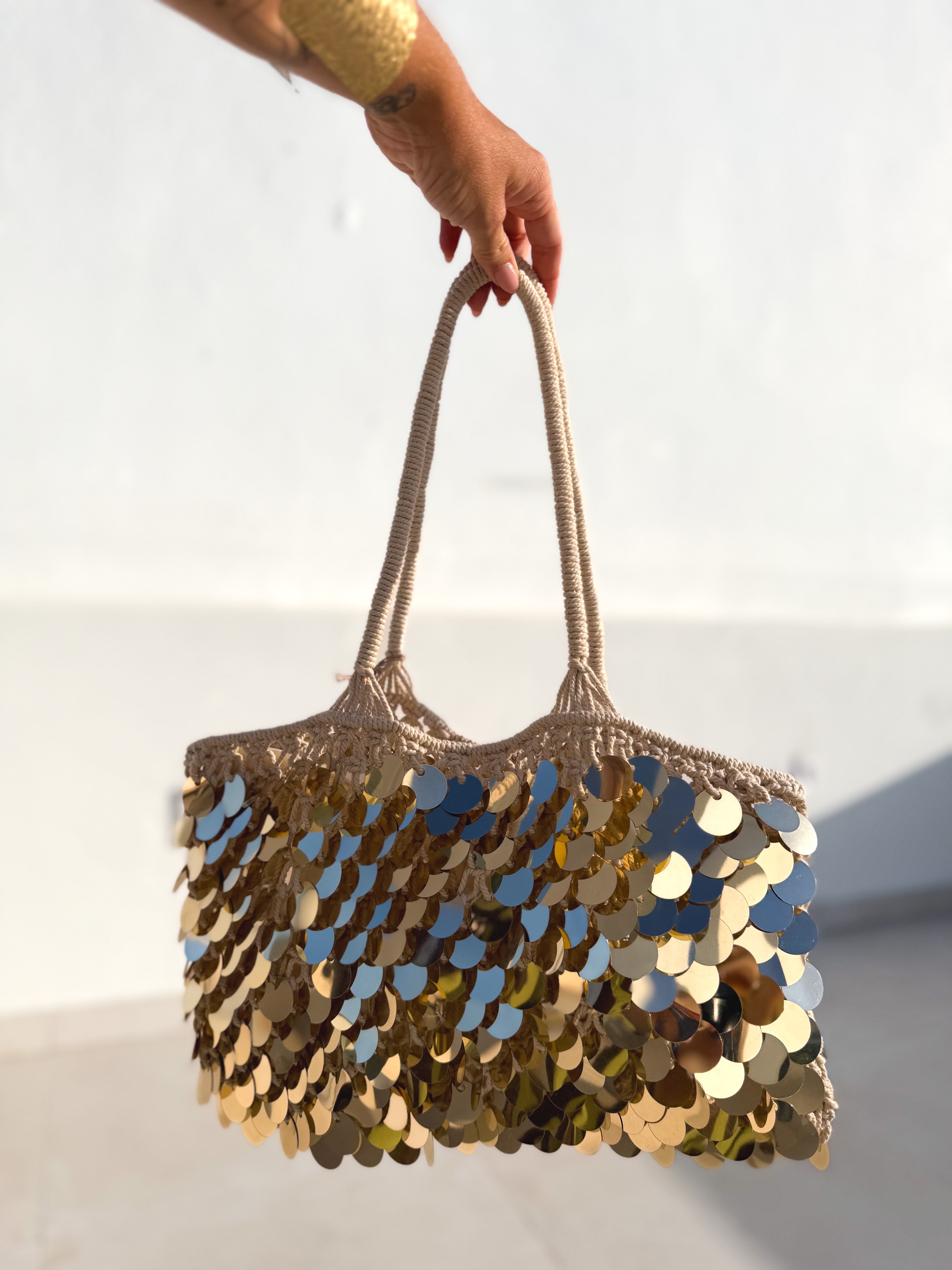 Bolso crochet y lentes